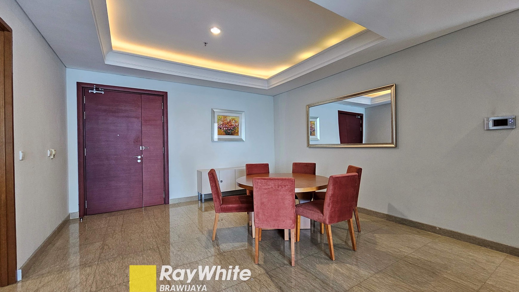 Apartemen Essence Darmawangsa, South Tower, High Floor, 3 BR, Furnished