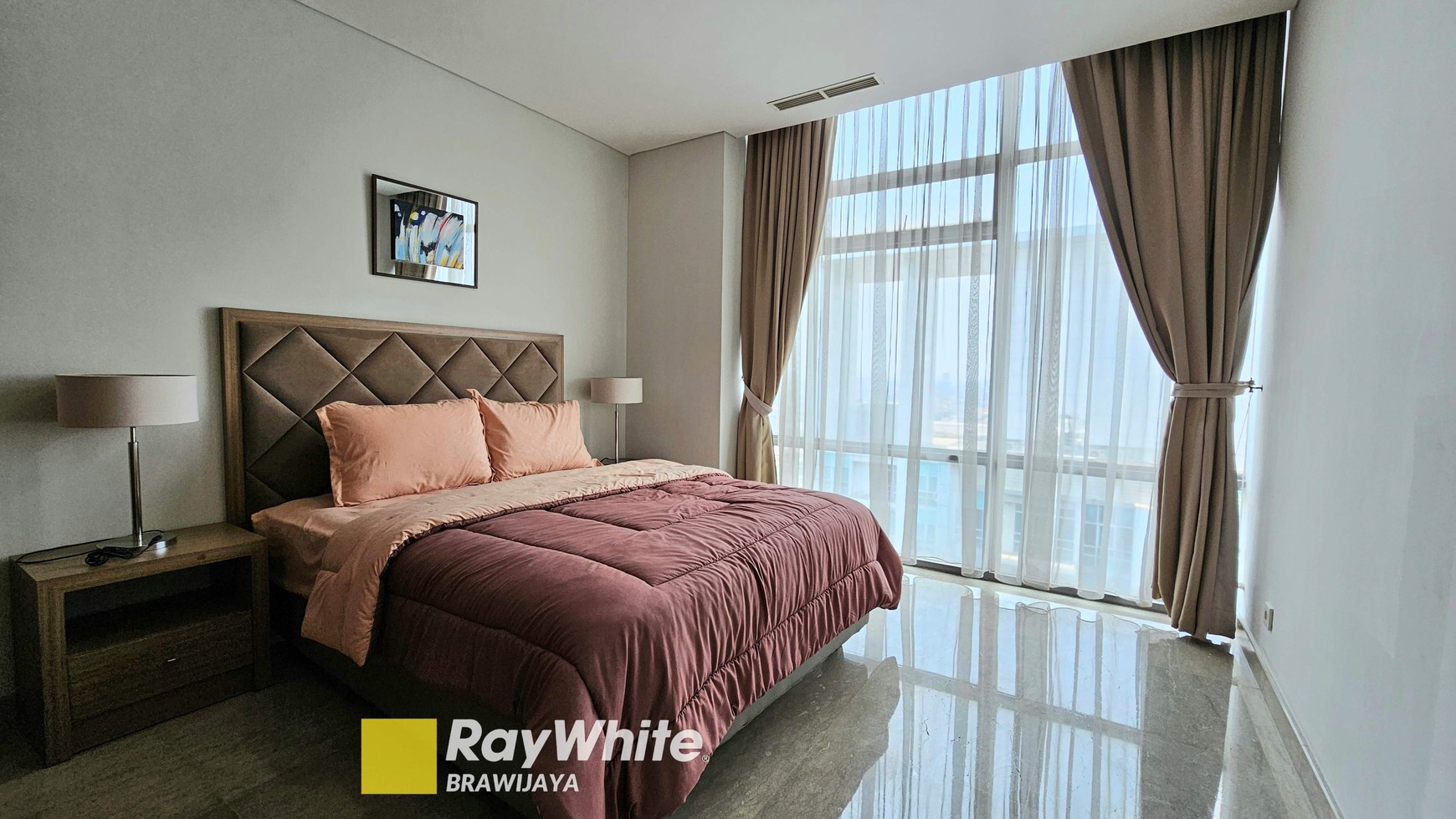 Apartemen Essence Darmawangsa, South Tower, High Floor, 3 BR, Furnished