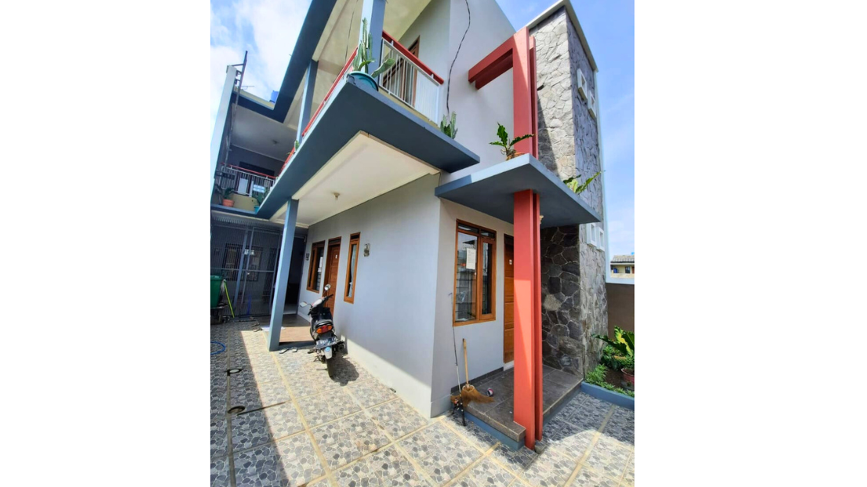 Rumah Hitung Tanah Area Cipete