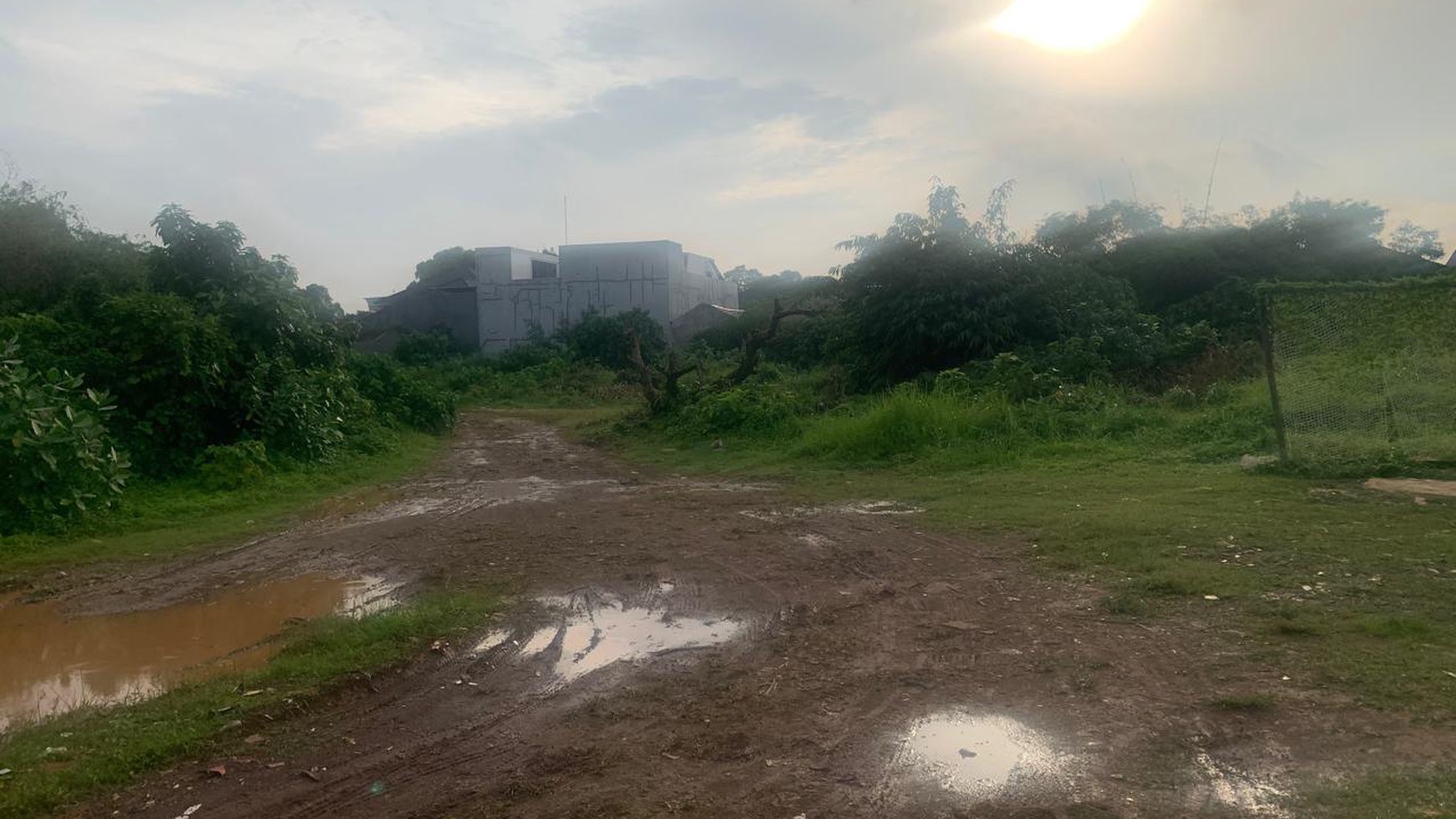 Rumah Hitung Tanah Area Cipete