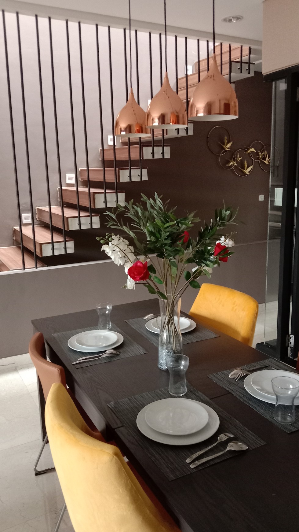 RUMAH TOWNHOUSE MODERN YANG NYAMAN, ASRI DAN STRATEGIS @CILANDAK, JAKARTA SELATAN