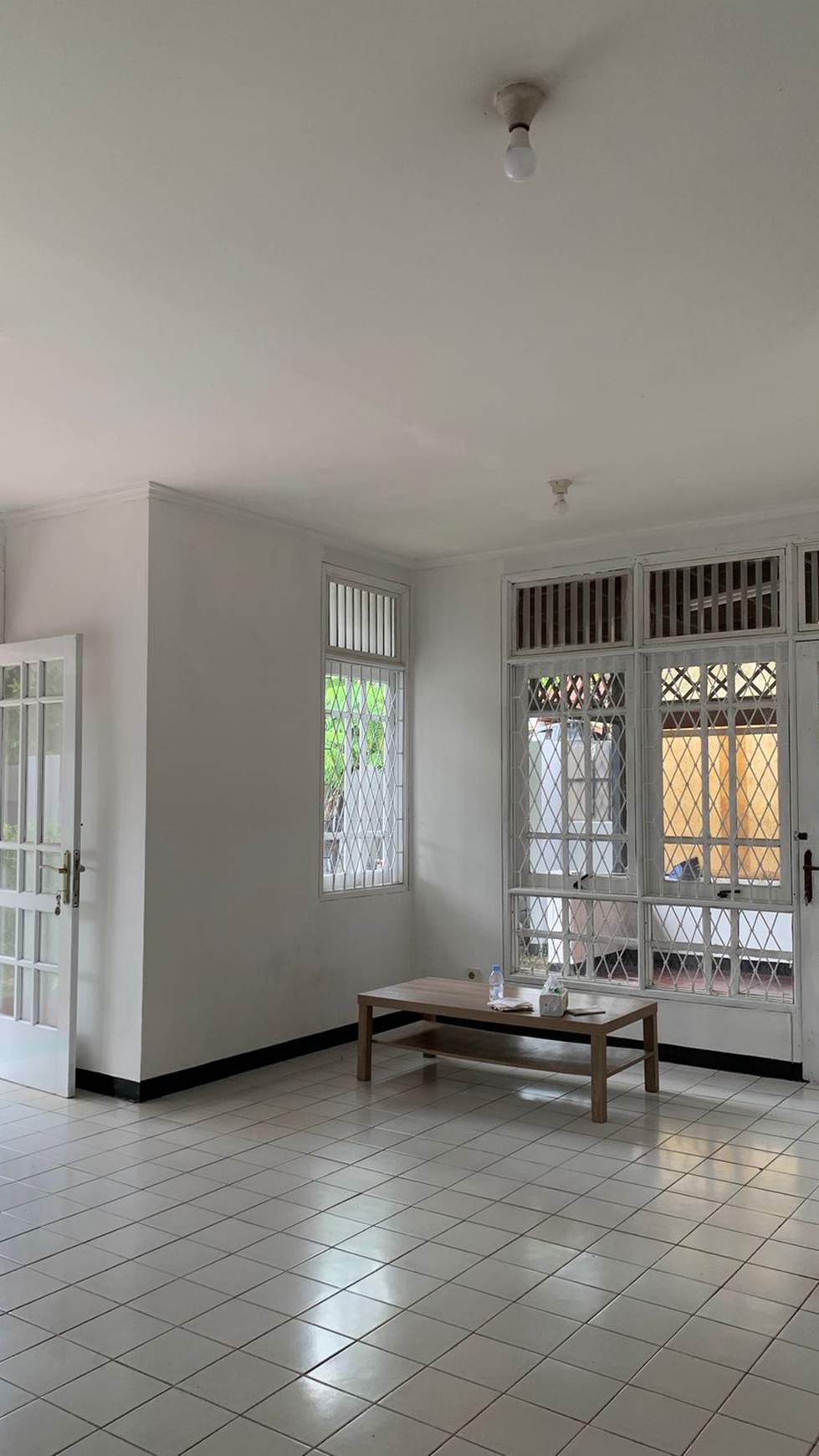 Rumah bagus, siap huni di Hook di Bintaro Sektor 4