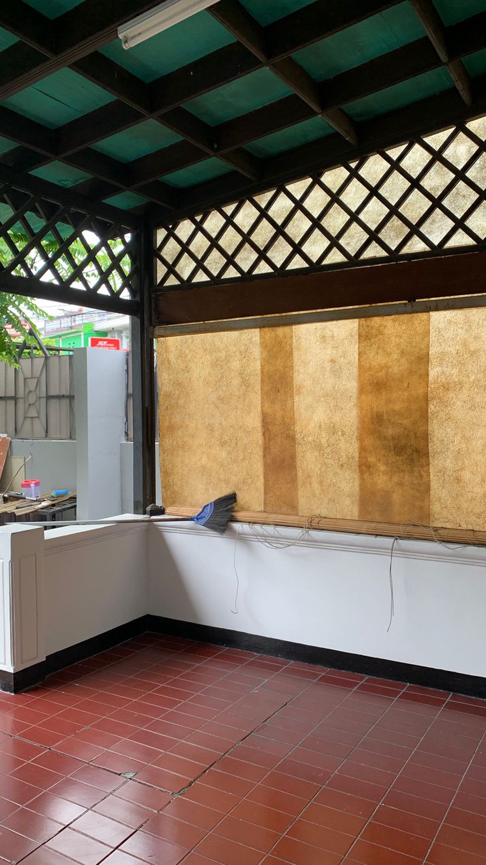 Rumah bagus, siap huni di Hook di Bintaro Sektor 4