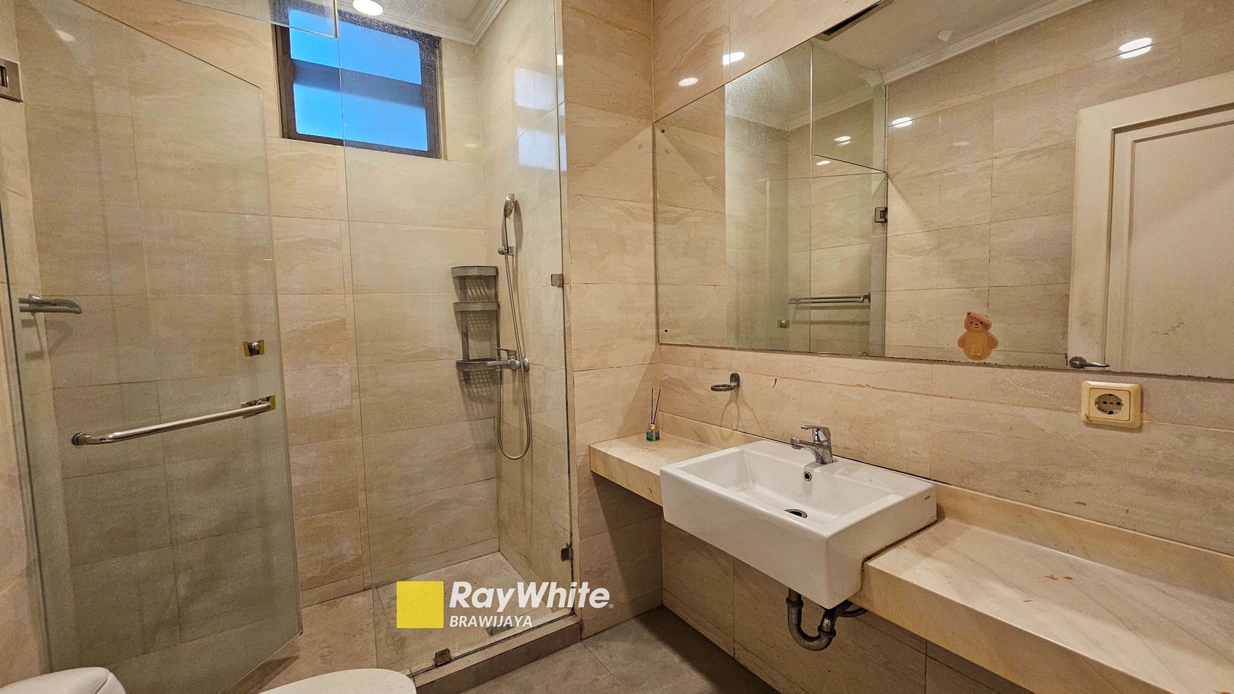 Kondominium Kintamani, Prapanca Raya, Mampang Prapatan, Jaksel, 4 km ke SCBD