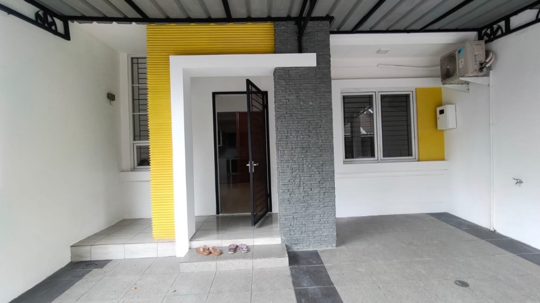 Disewakan Rumah di Grand Wisata Bekasi - Siap Huni Bersih dan Rapi.