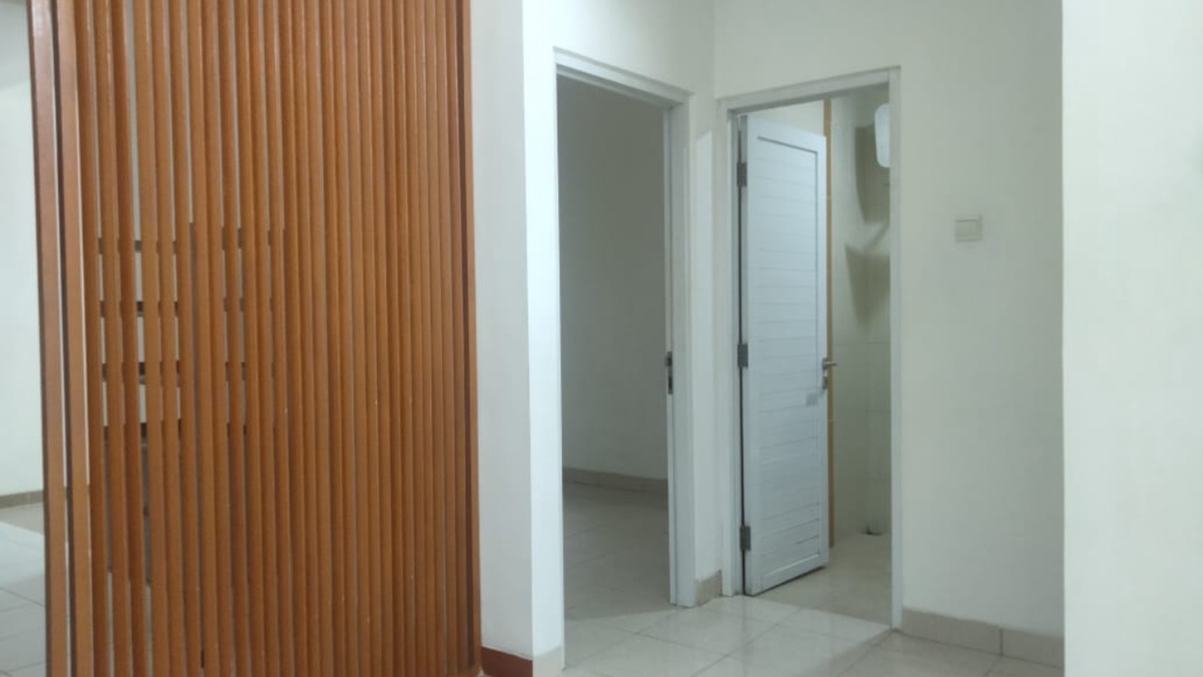 Disewakan Rumah di Grand Wisata Bekasi - Siap Huni Bersih dan Rapi.