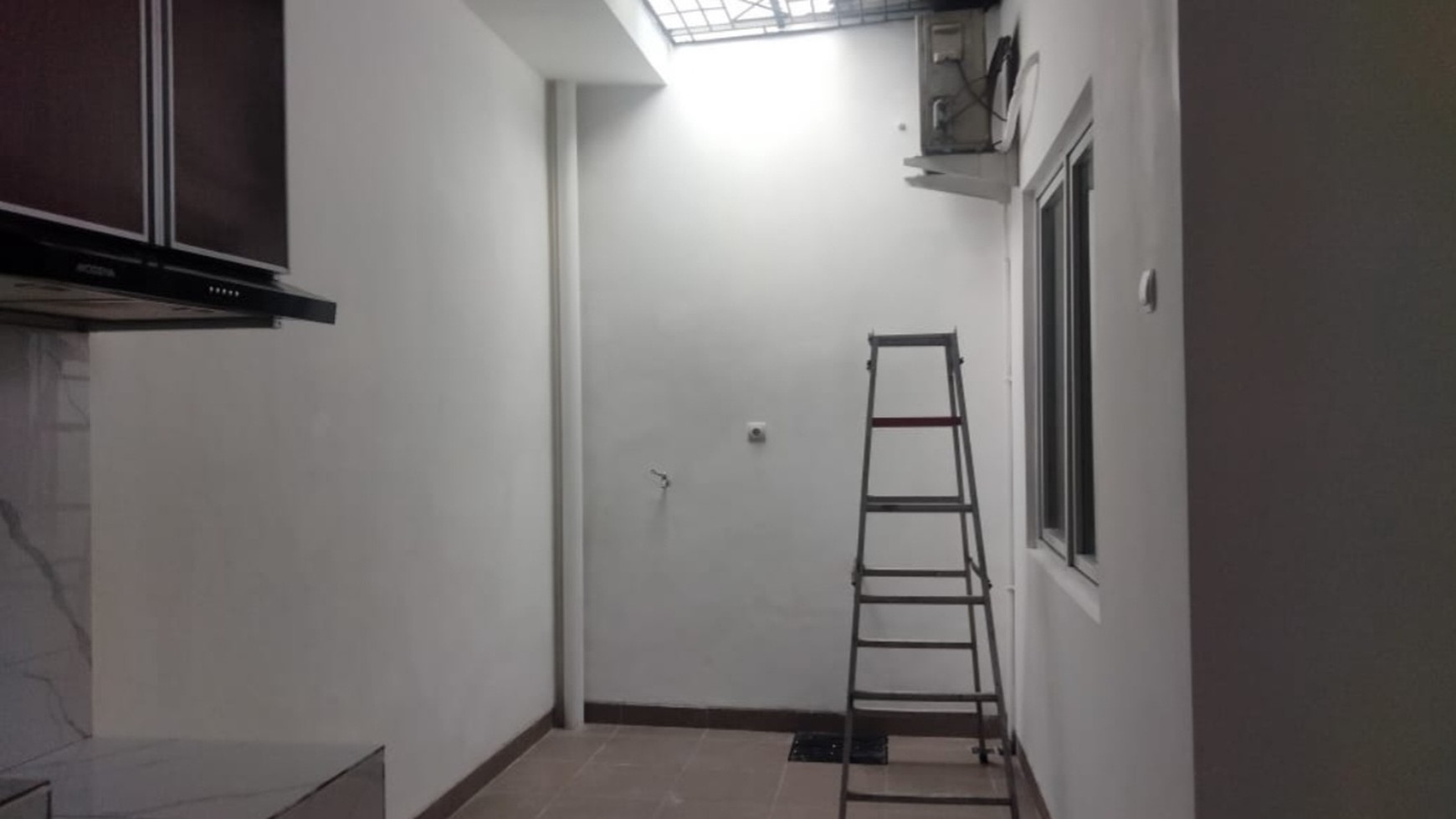 Disewakan Rumah di Grand Wisata Bekasi - Siap Huni Bersih dan Rapi.