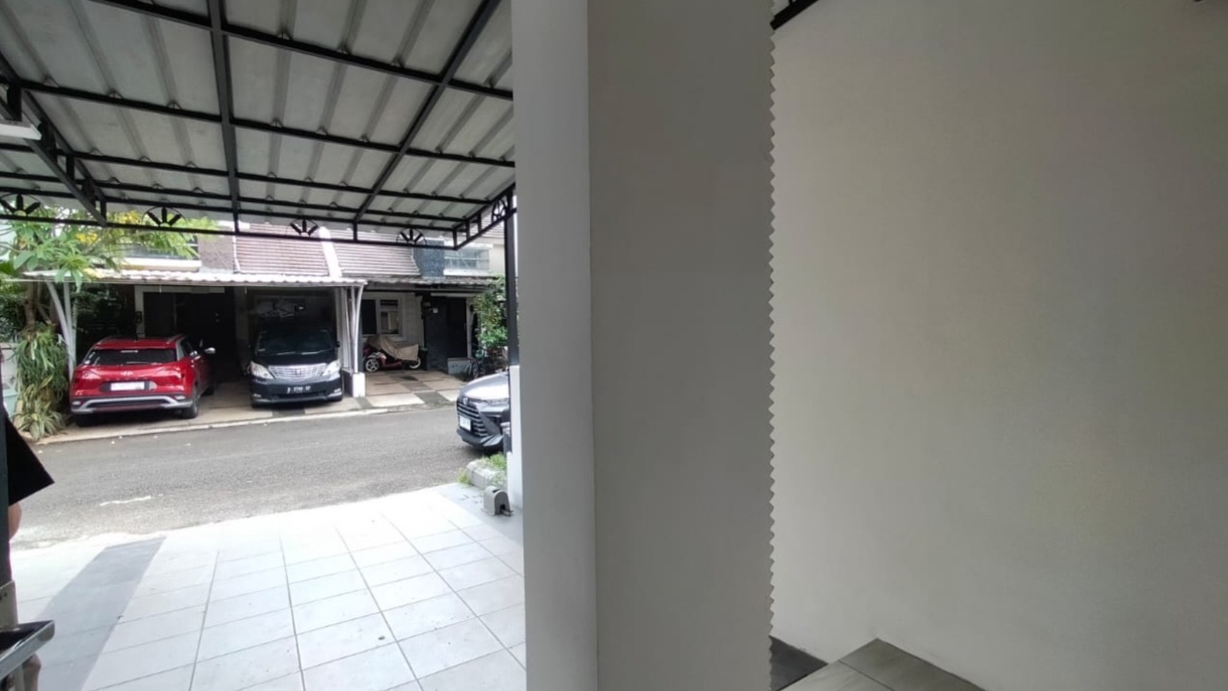 Disewakan Rumah di Grand Wisata Bekasi - Siap Huni Bersih dan Rapi.