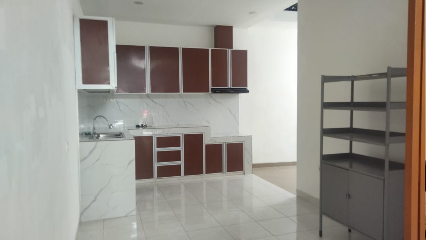 Disewakan Rumah di Grand Wisata Bekasi - Siap Huni Bersih dan Rapi.
