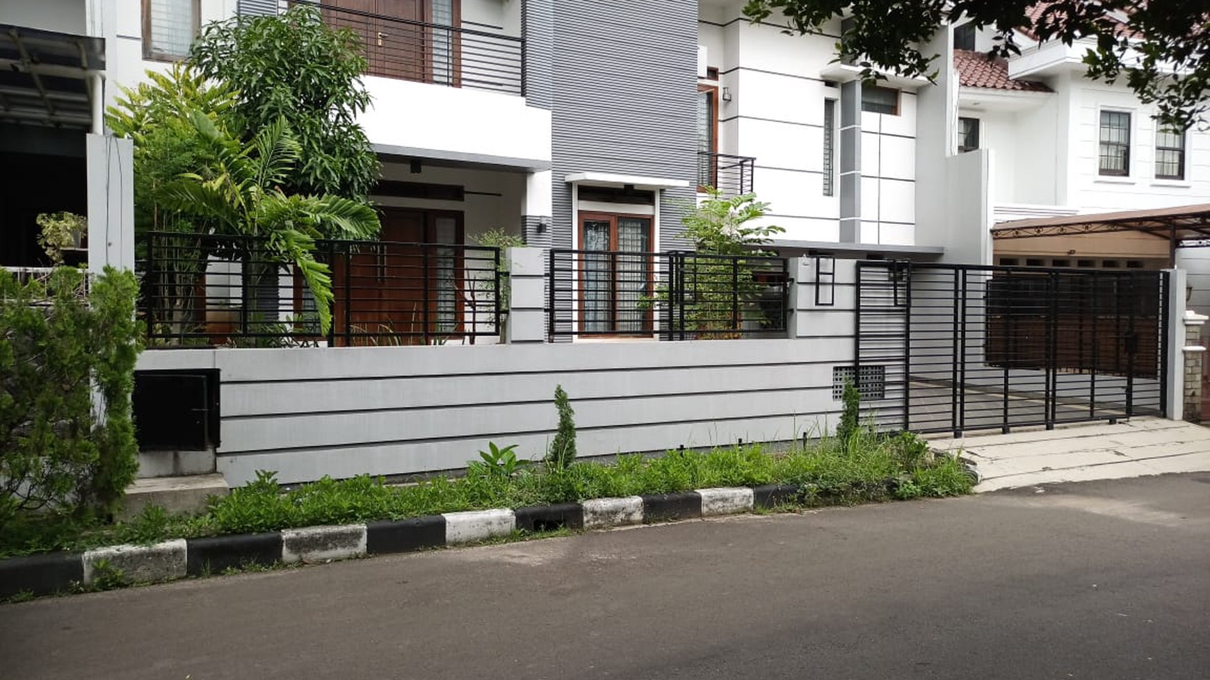 Rumah Bagus Di Jl Narmada Perum Bukit Mas Bintaro 