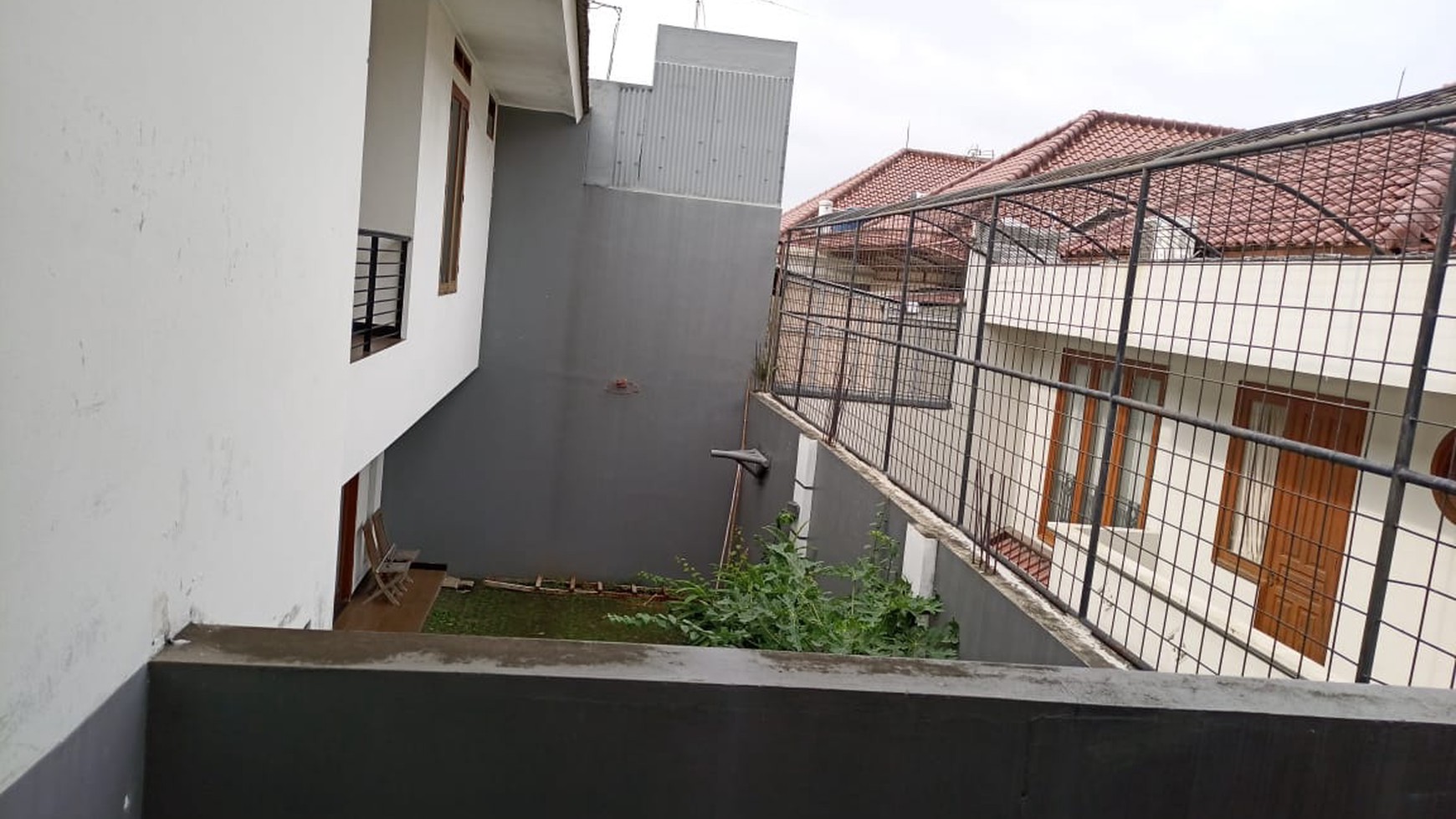 Rumah Bagus Di Jl Narmada Perum Bukit Mas Bintaro 