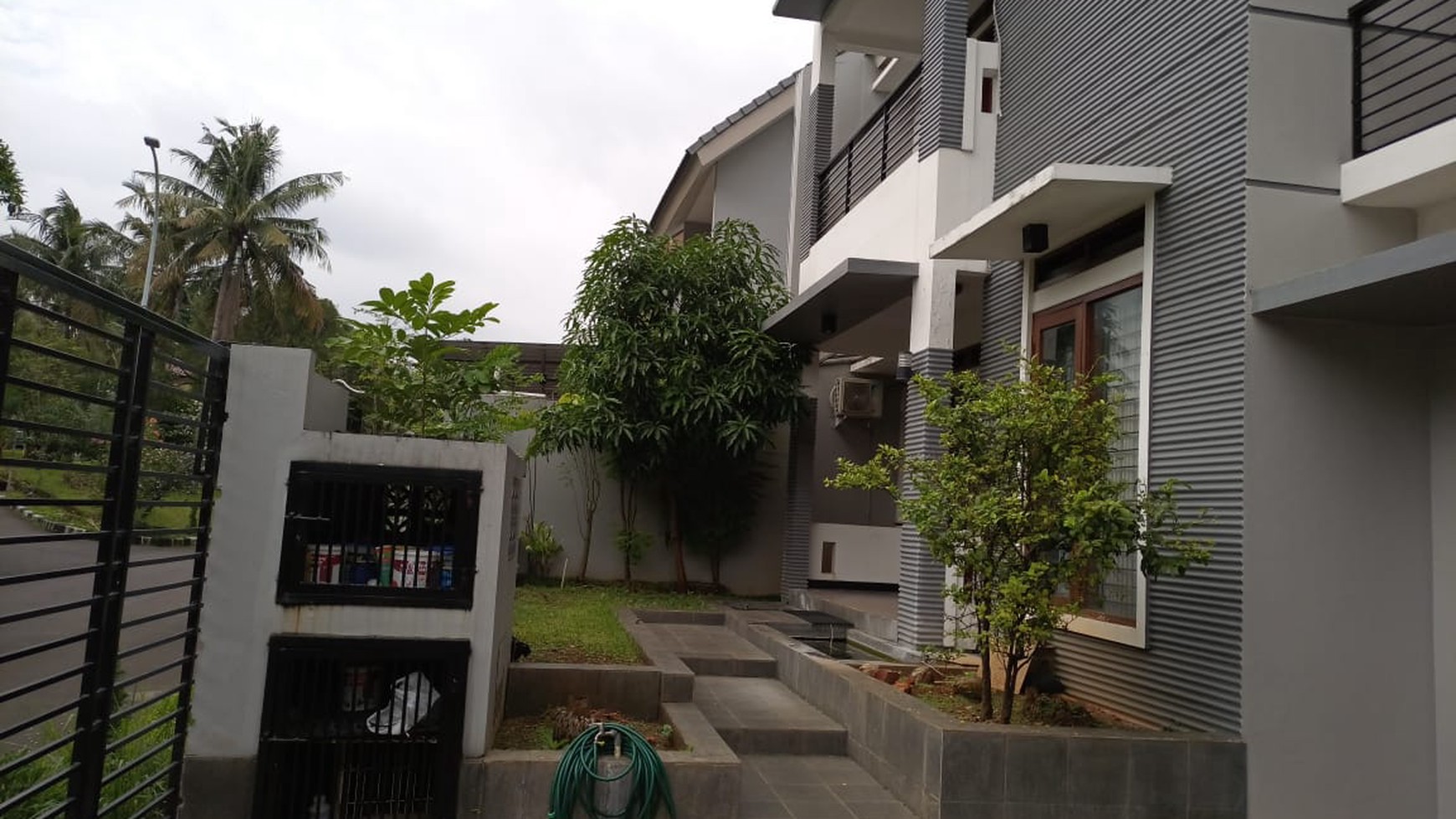 Rumah Bagus Di Jl Narmada Perum Bukit Mas Bintaro 