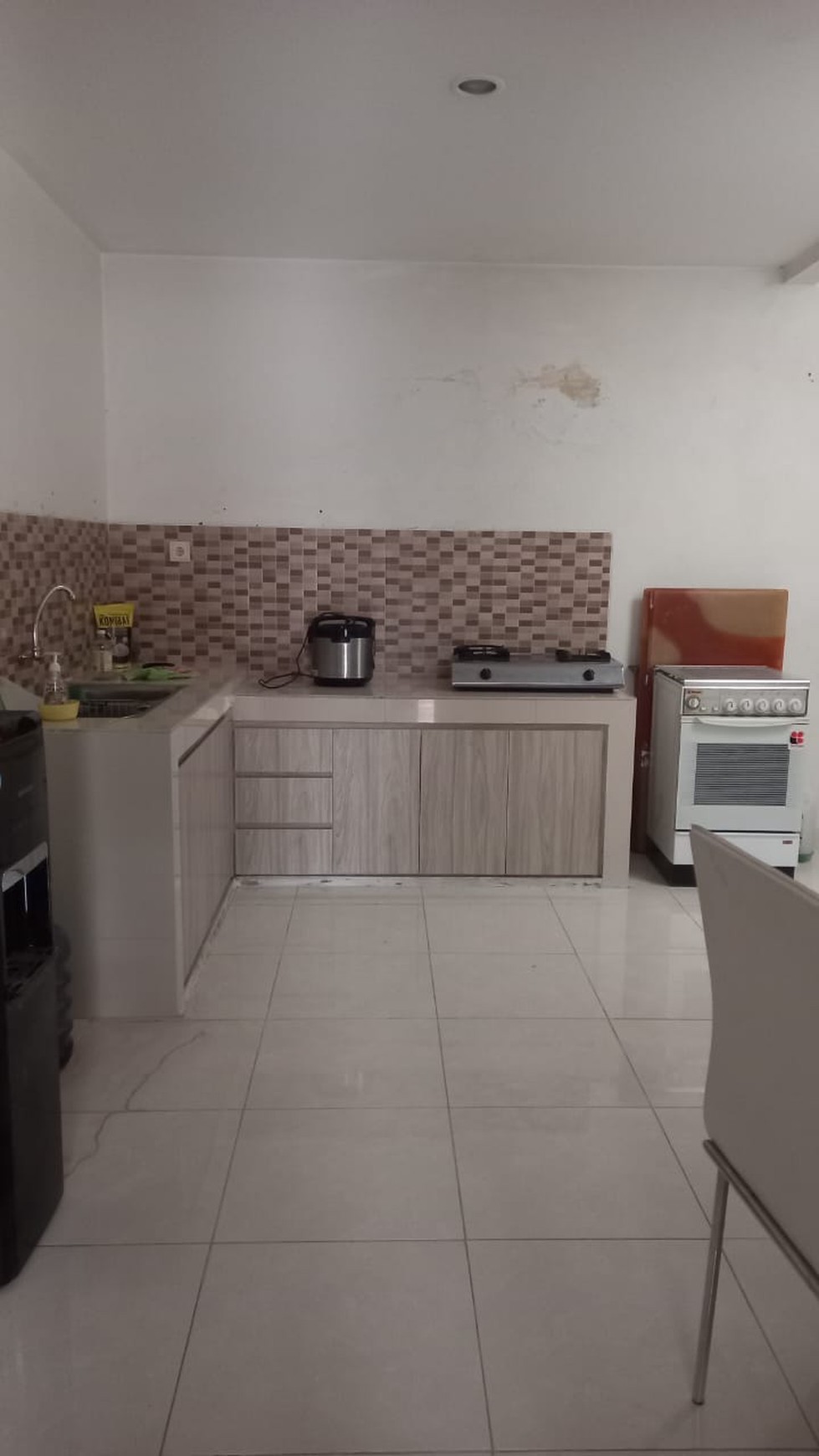 DIjual Rumah Taman Parahyangan Siap Huni Di Lippo Karawaci , Tangerang