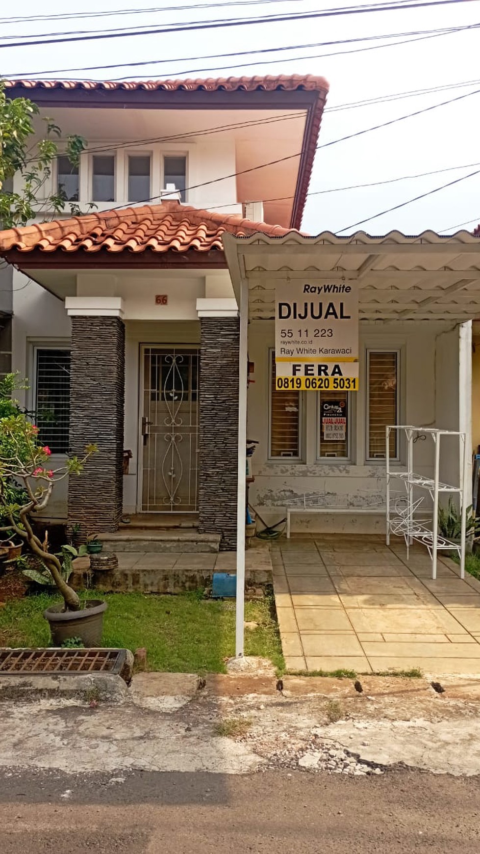 DIjual Rumah Taman Parahyangan Siap Huni Di Lippo Karawaci , Tangerang