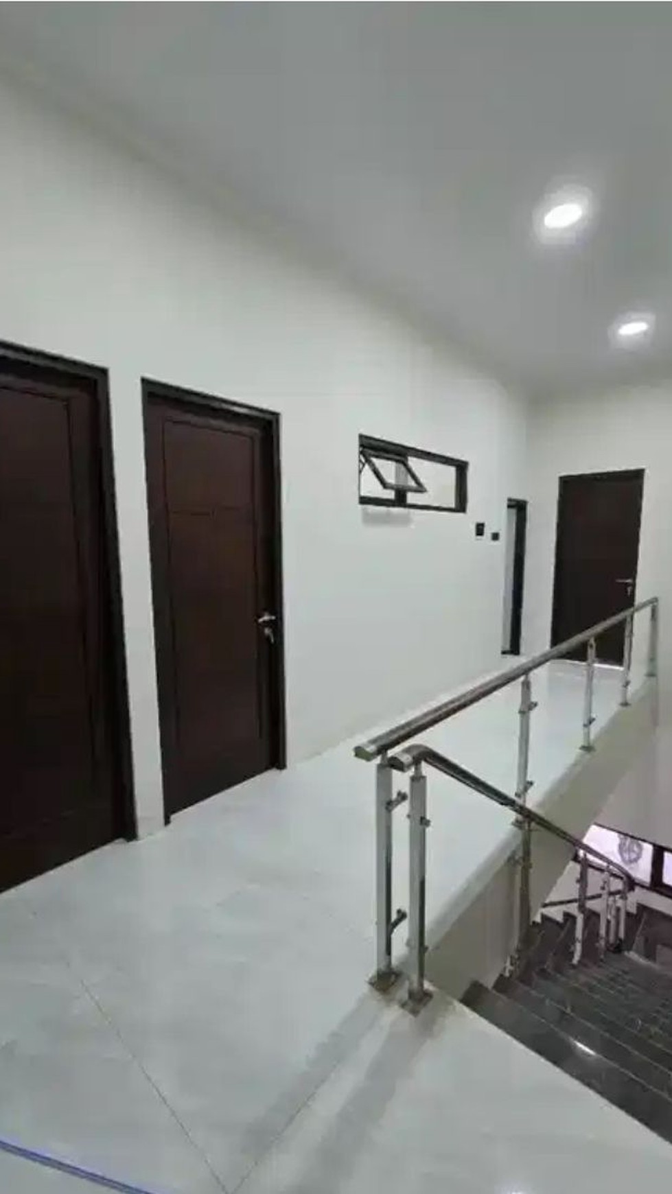 Dijual Rumah Baru Babatan Pantai Surabaya Timur Dekat Raya Kenjeran, Pakuwon City