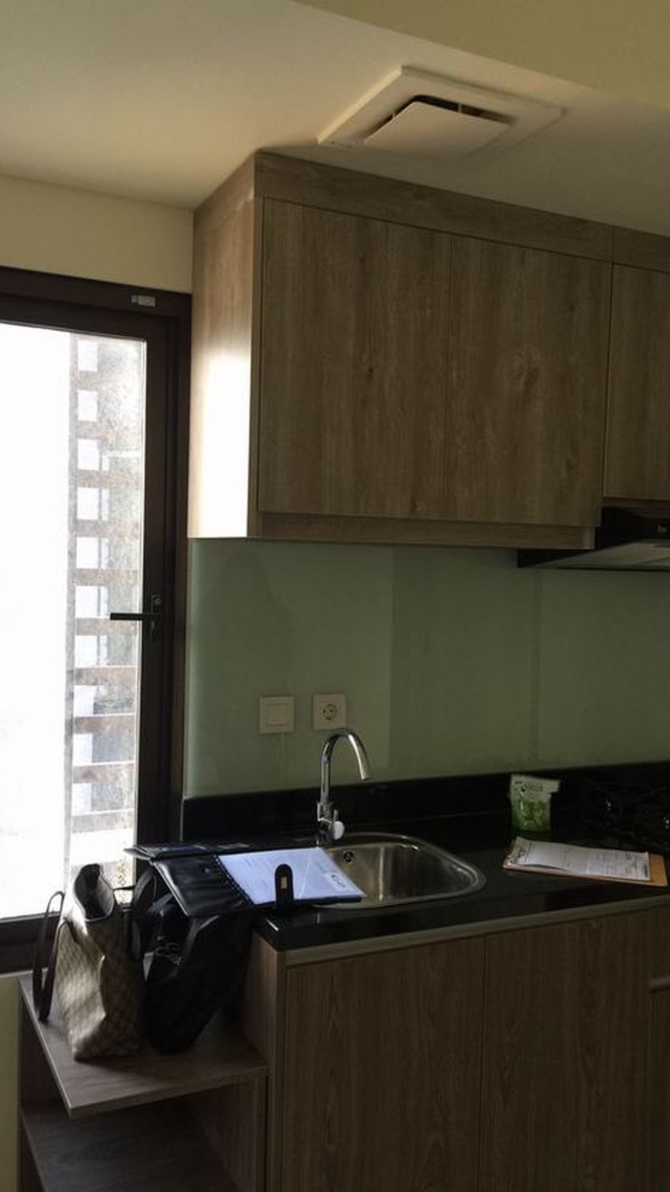 Dijual cepat siap huni Apartemen strategis di The Accent Bintaro Jaya, Bintaro Tangerang Banten 