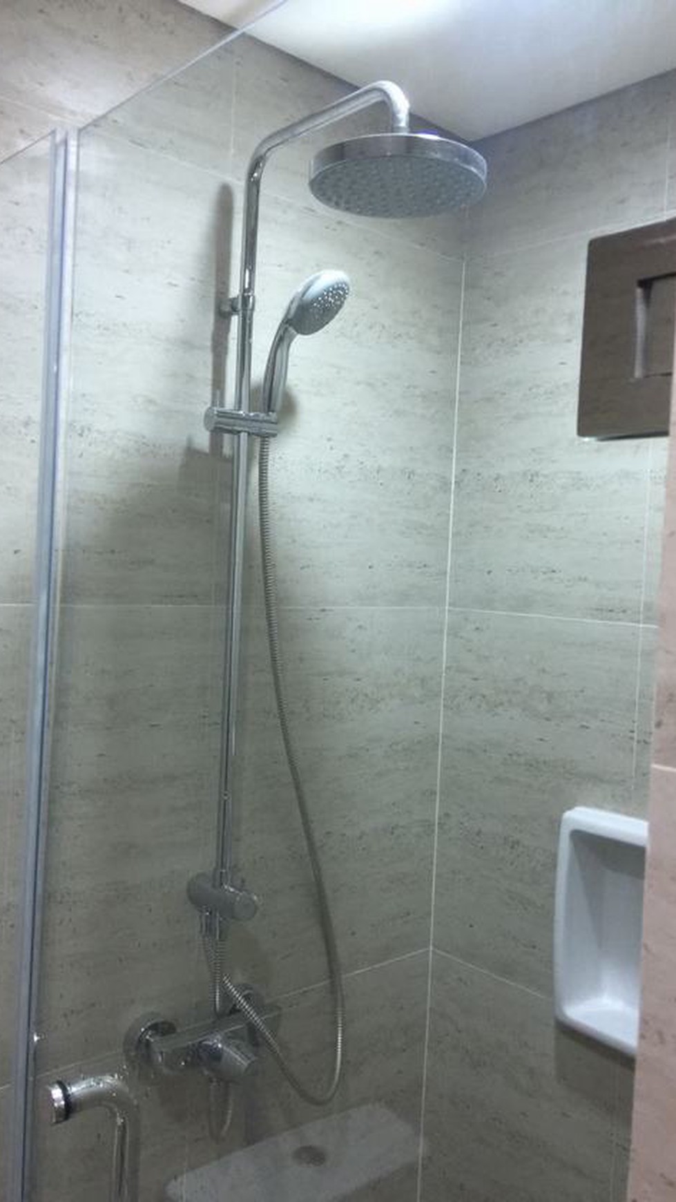 Dijual cepat siap huni Apartemen strategis di The Accent Bintaro Jaya, Bintaro Tangerang Banten 