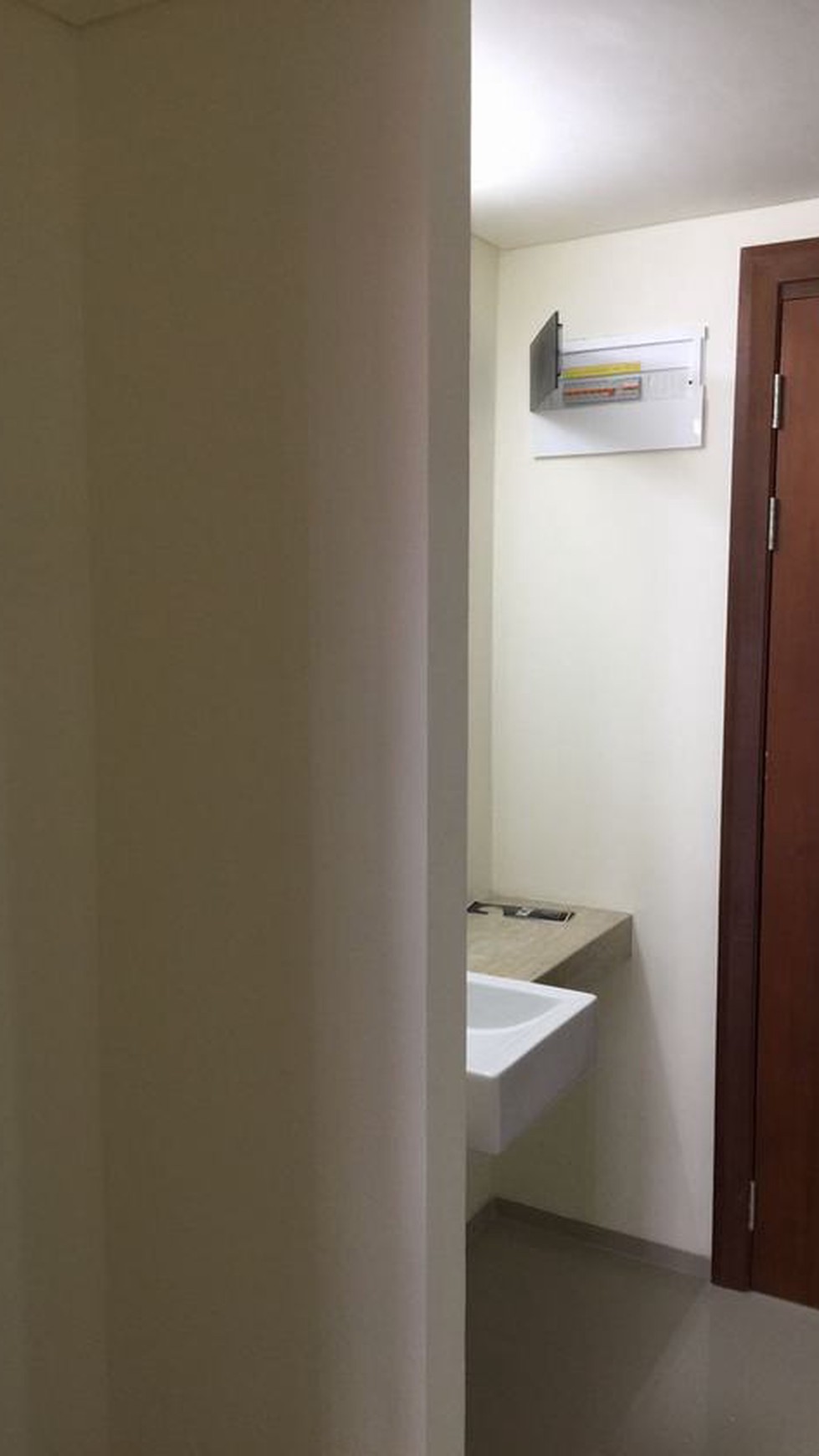 Dijual cepat siap huni Apartemen strategis di The Accent Bintaro Jaya, Bintaro Tangerang Banten 
