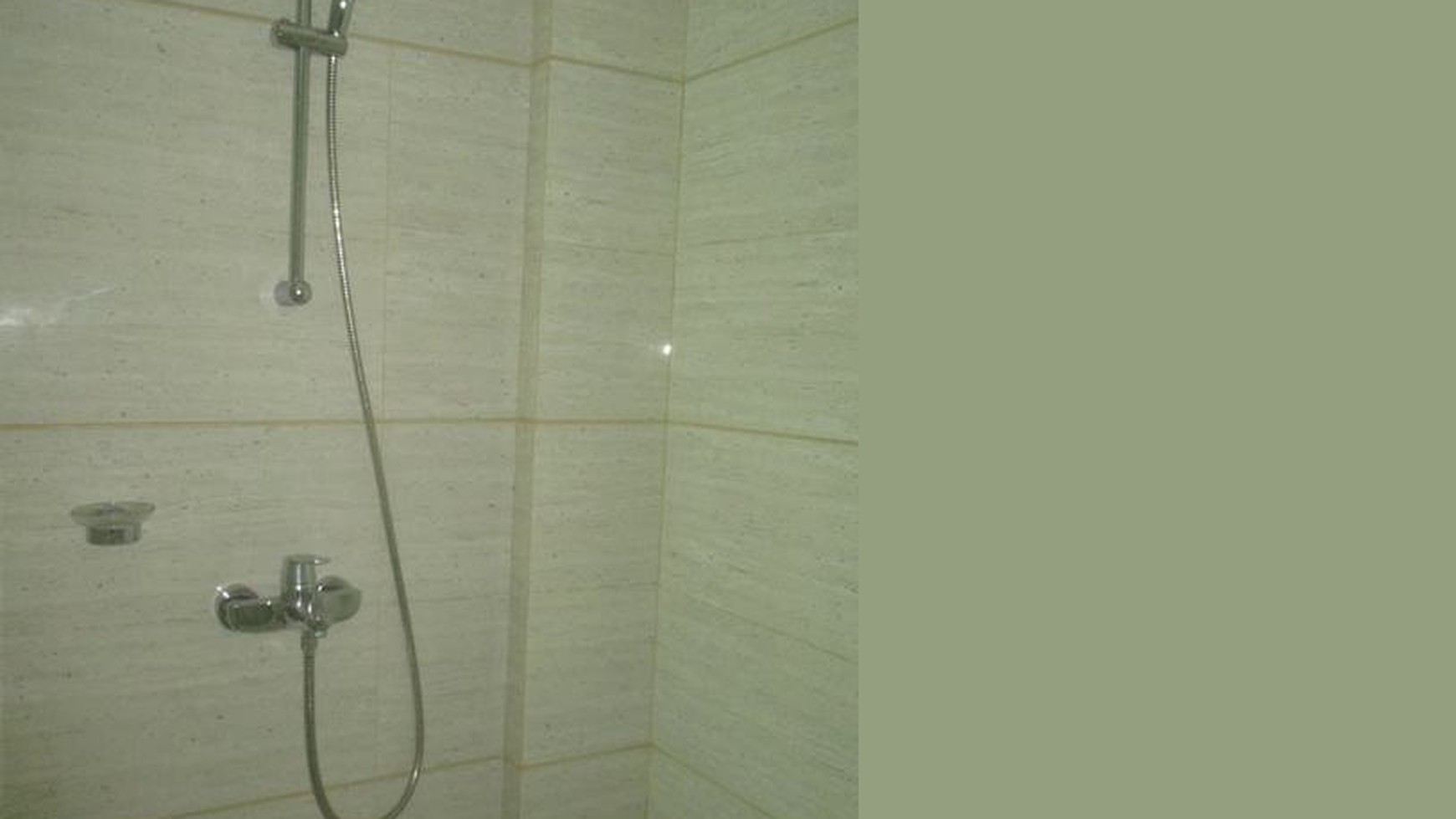 Soho apartemen brooklyn alam sutera, 2 BR, jual cepat kondisi bagus, siap huni