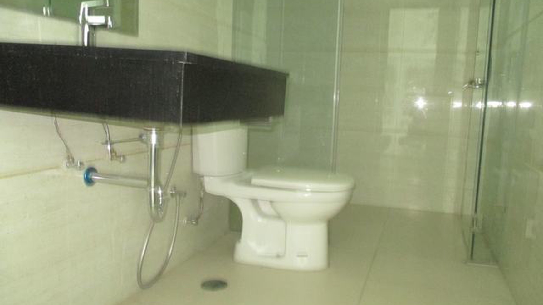 Soho apartemen brooklyn alam sutera, 2 BR, jual cepat kondisi bagus, siap huni