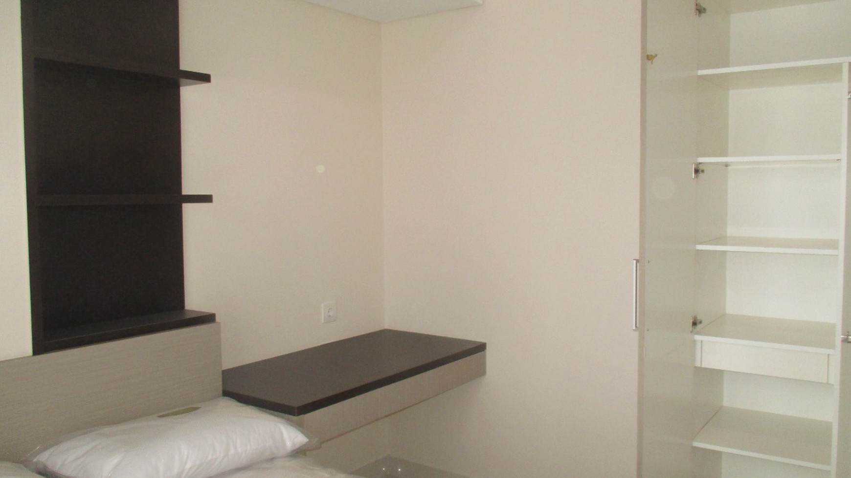 Termurah apartemen casa de parco tower magnolia type 1 BR, strategis, siap huni tinggal bawa koper