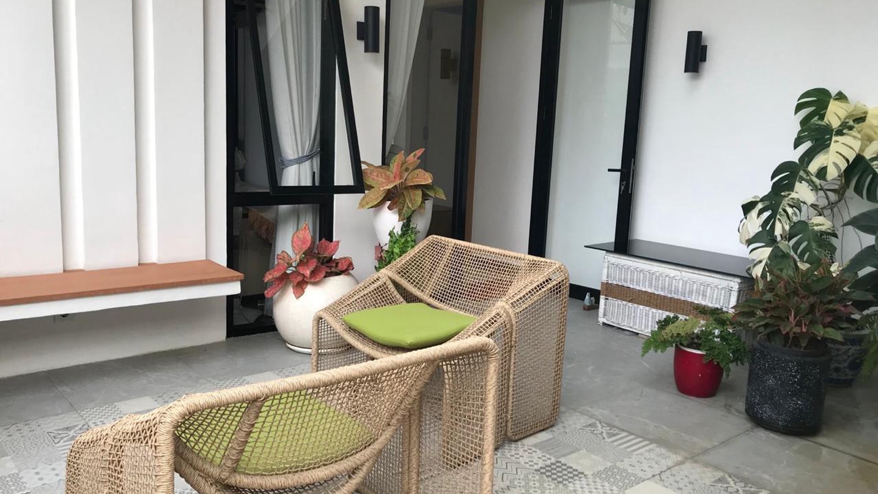 Rumah Hitung Tanah Area Cipete