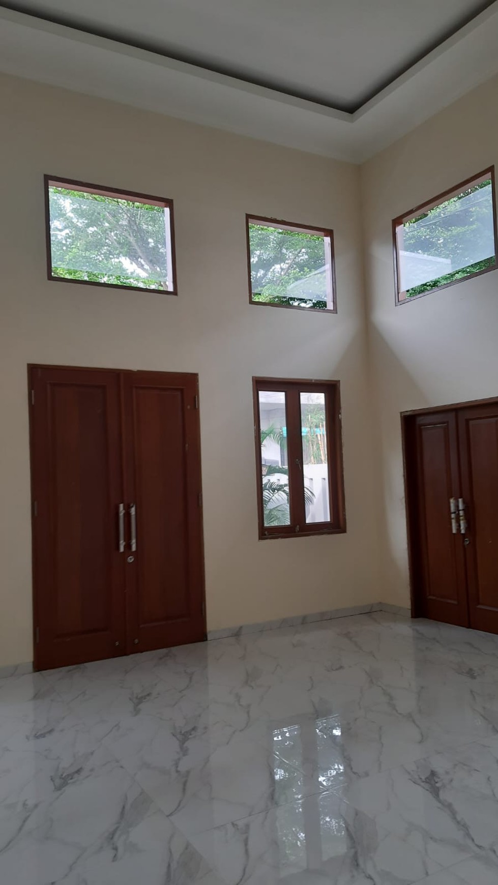 Rumah luas, lokasi strategis di Pondok Ranji.