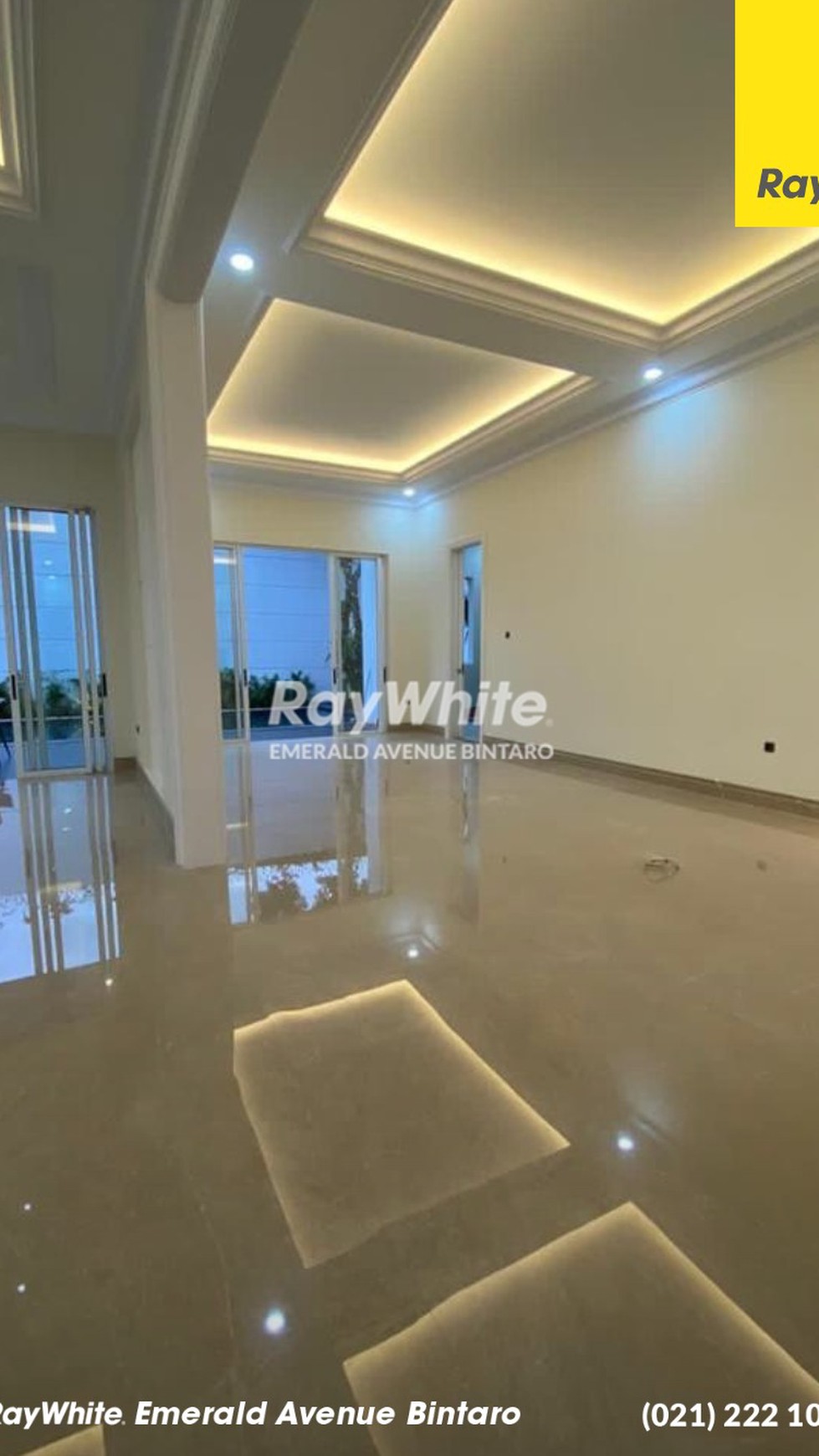 Dijual Cepat rumah mewah,ada kolam renang di Pondok Indah Jakarta Selatan