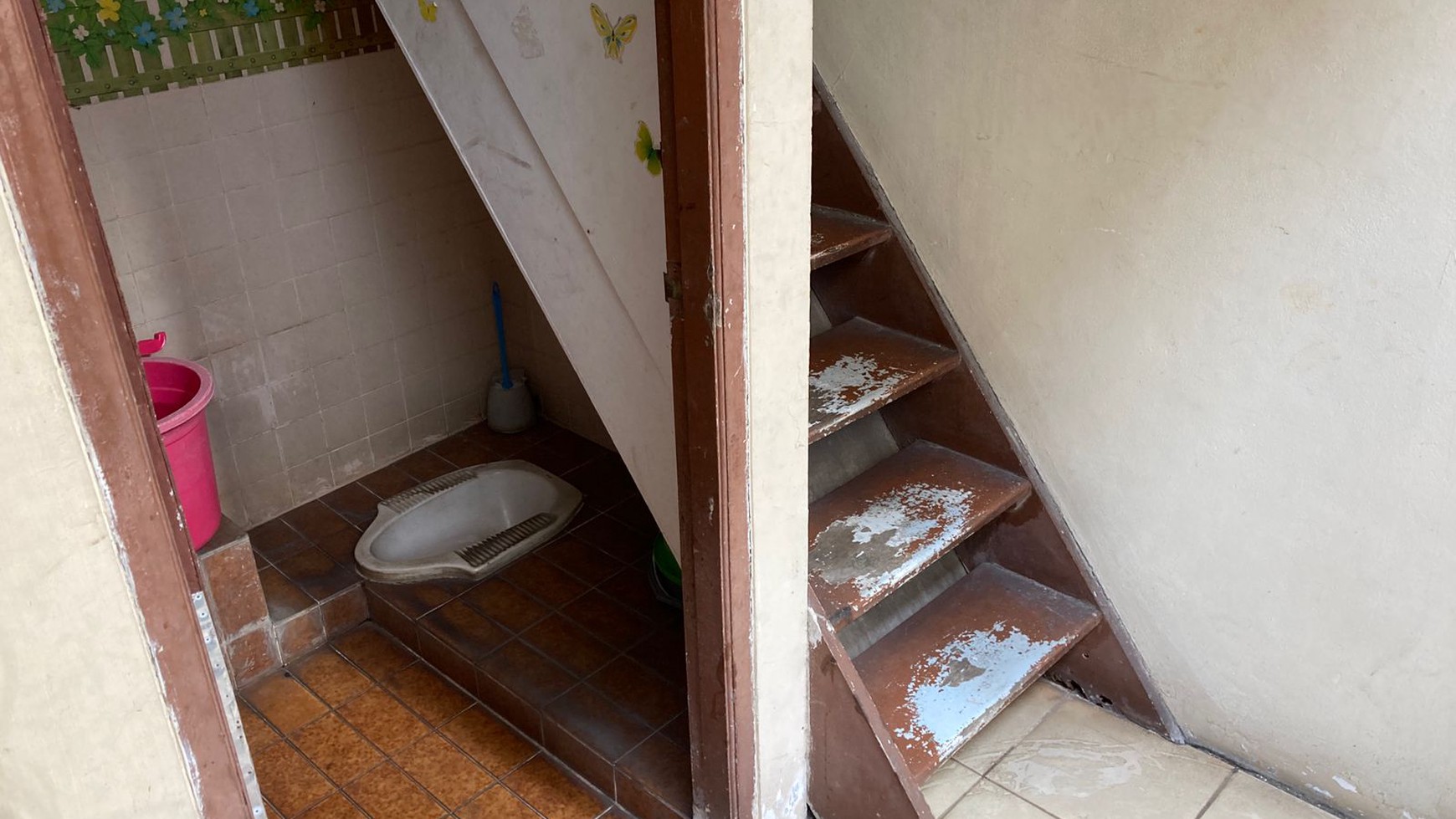 Rumah Siap Huni Lingkungan Asri dan Nyaman di Bintaro Jaya