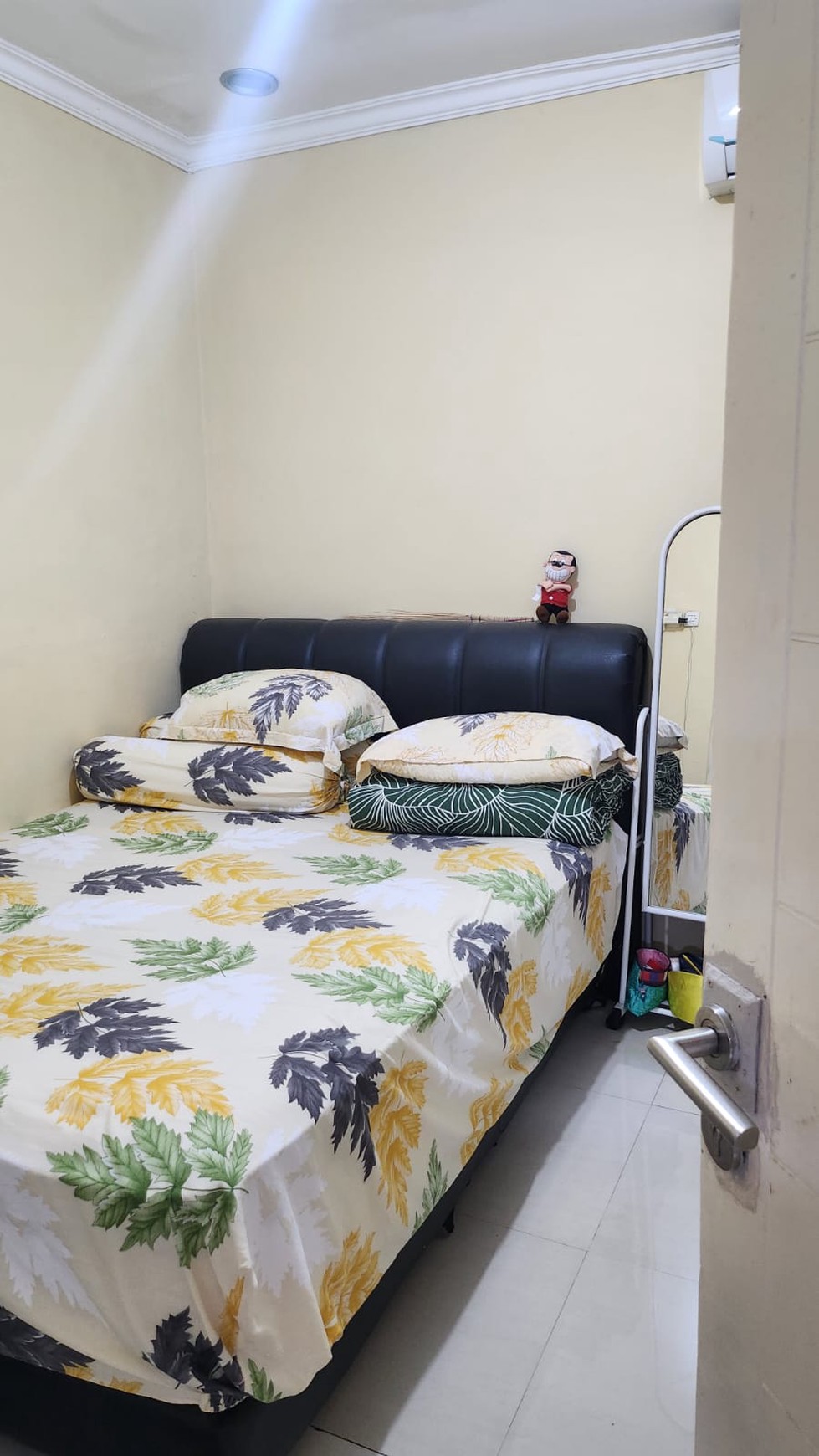 Rumah Siap Huni dengan Hunian Nyaman dan Asri di Ciputat