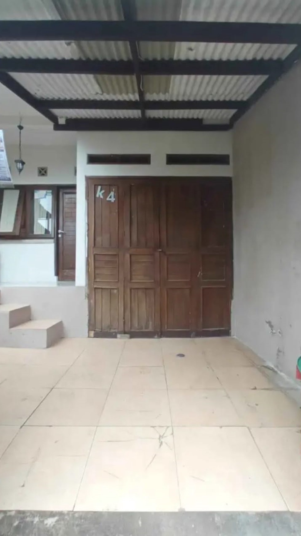 "Rumah 2 Lantai Full Keramik di Cibiru, Dekat Kampus & Fasilitas, Pemandangan Kota Bandung!"