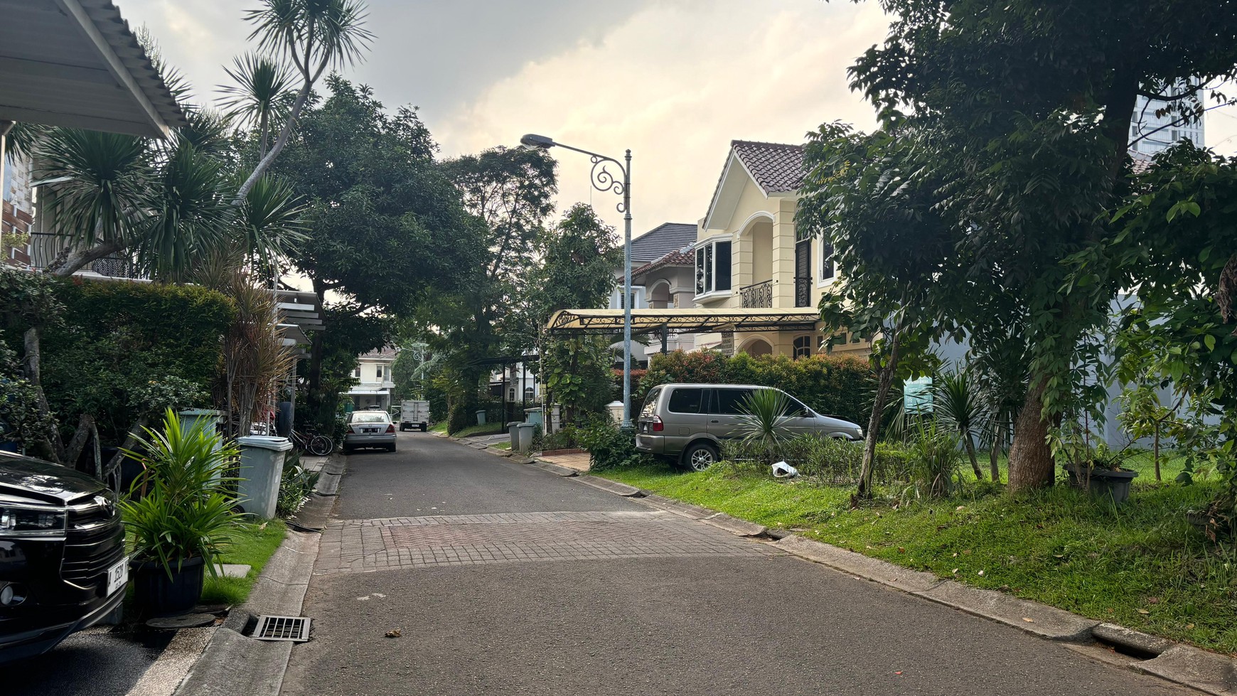 Dijual Kavling Taman Beverly Golf Jl. Danau Medara, Lippo Karawaci - Tangerang