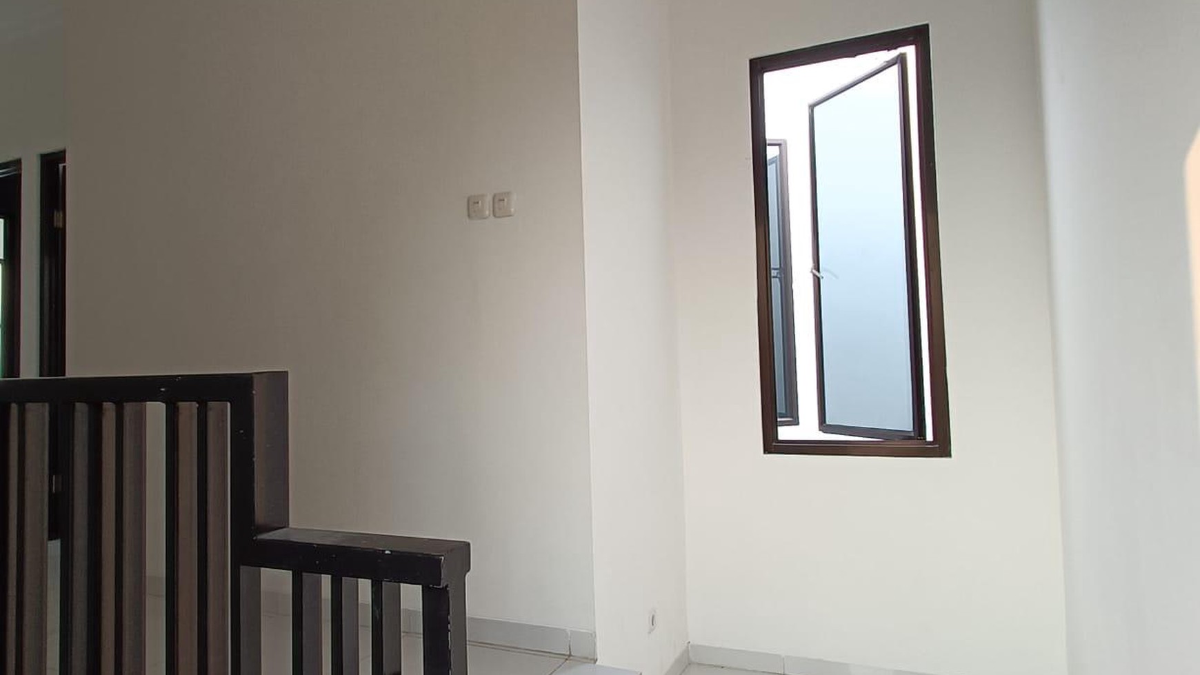 Brand New Rumah Siap Huni dalam Cluster Baru di Bintaro 