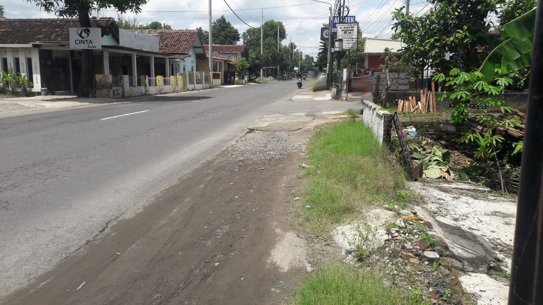 Tanah Pekarangan Seluas 219 Meter Persegi Dinggir Jalan Parangtritis Km 12