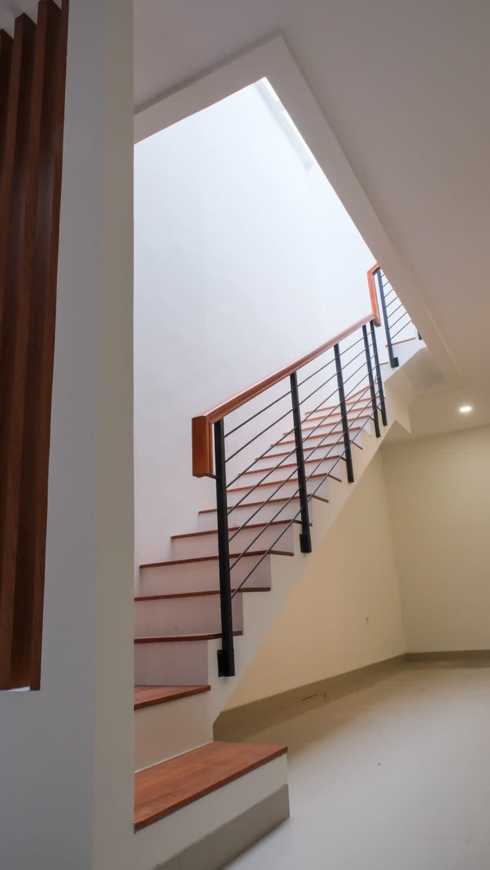 Best Price. Rumah bagus Nusa Loka, BSD