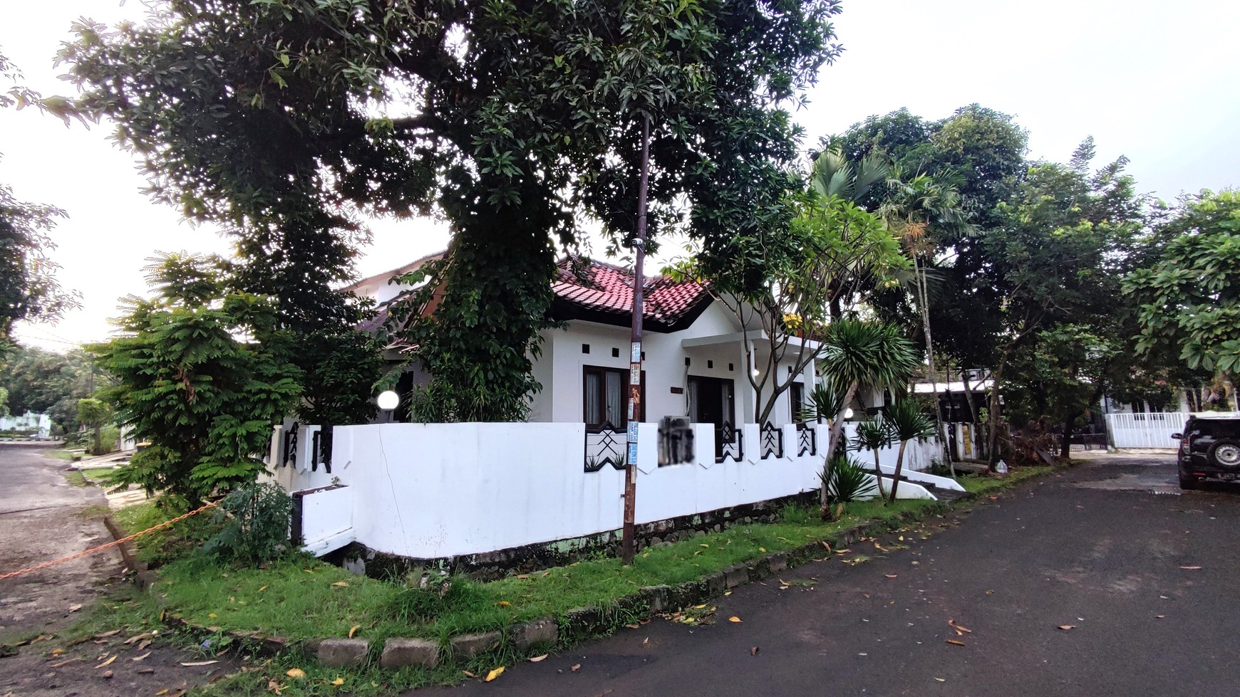Rent. Rumah luas di Villa Melati Mas, Serpong