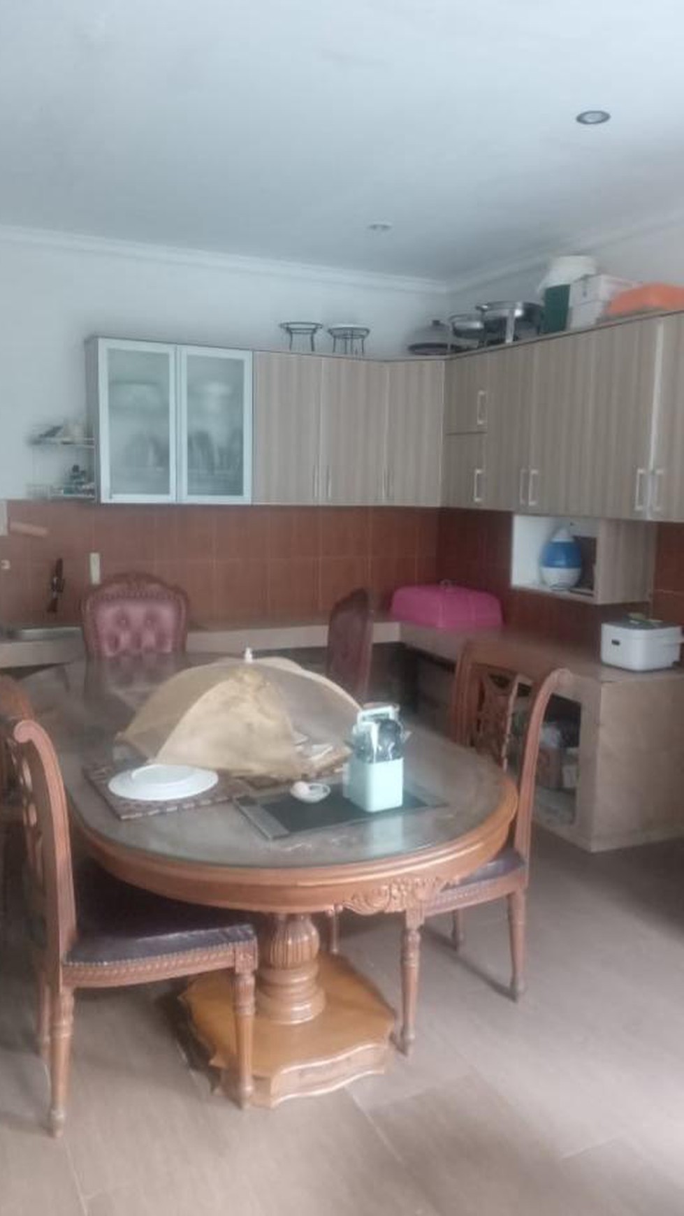  Rumah Tinggal Berikut Rumah Kost di Area Komersial Pengadegan Selatan