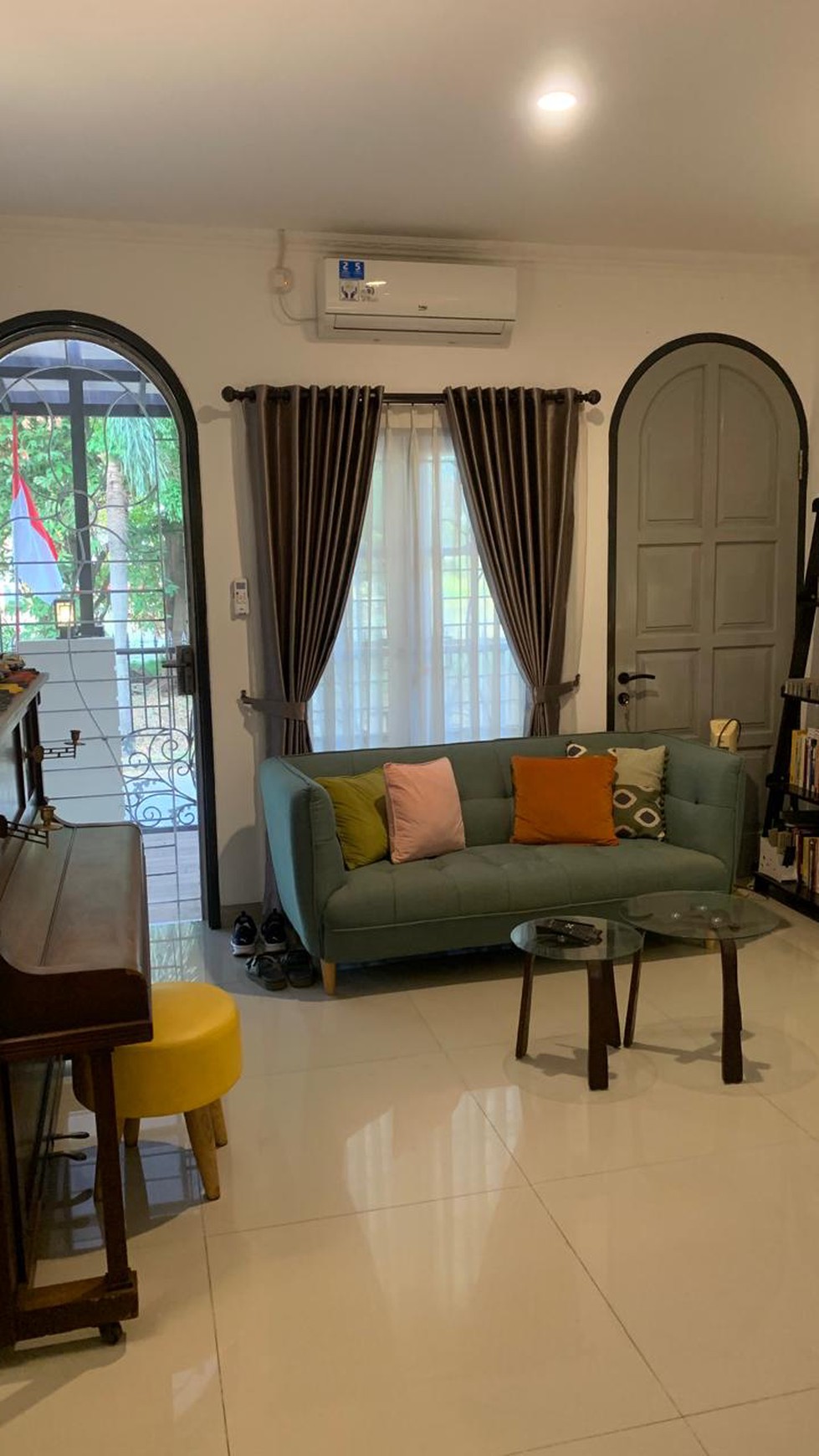 Rumah minimalis siap huni di bintaro