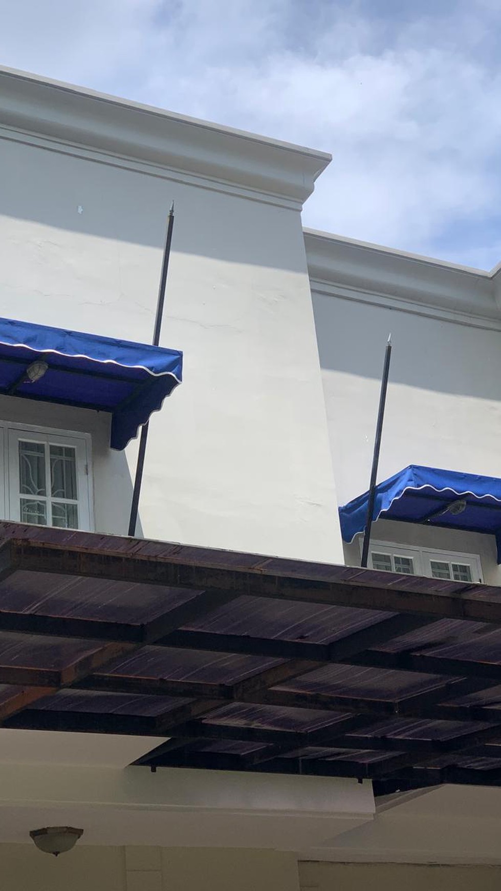 Rumah minimalis siap huni di bintaro