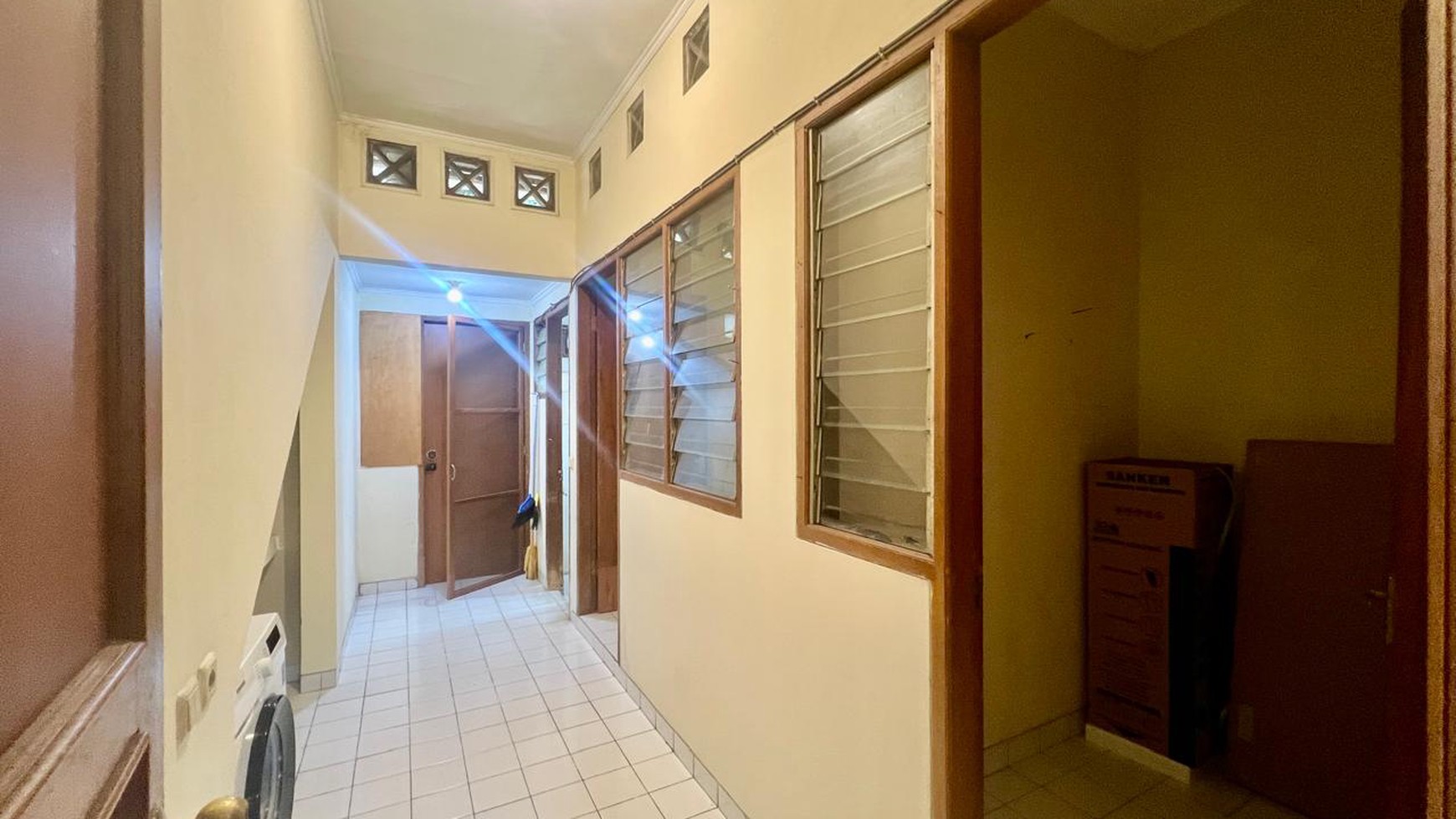 Townhouse cipete furnish fasilitas kolam renang lokasi dekat kemang dan kebayoran baru jakarta selatan 