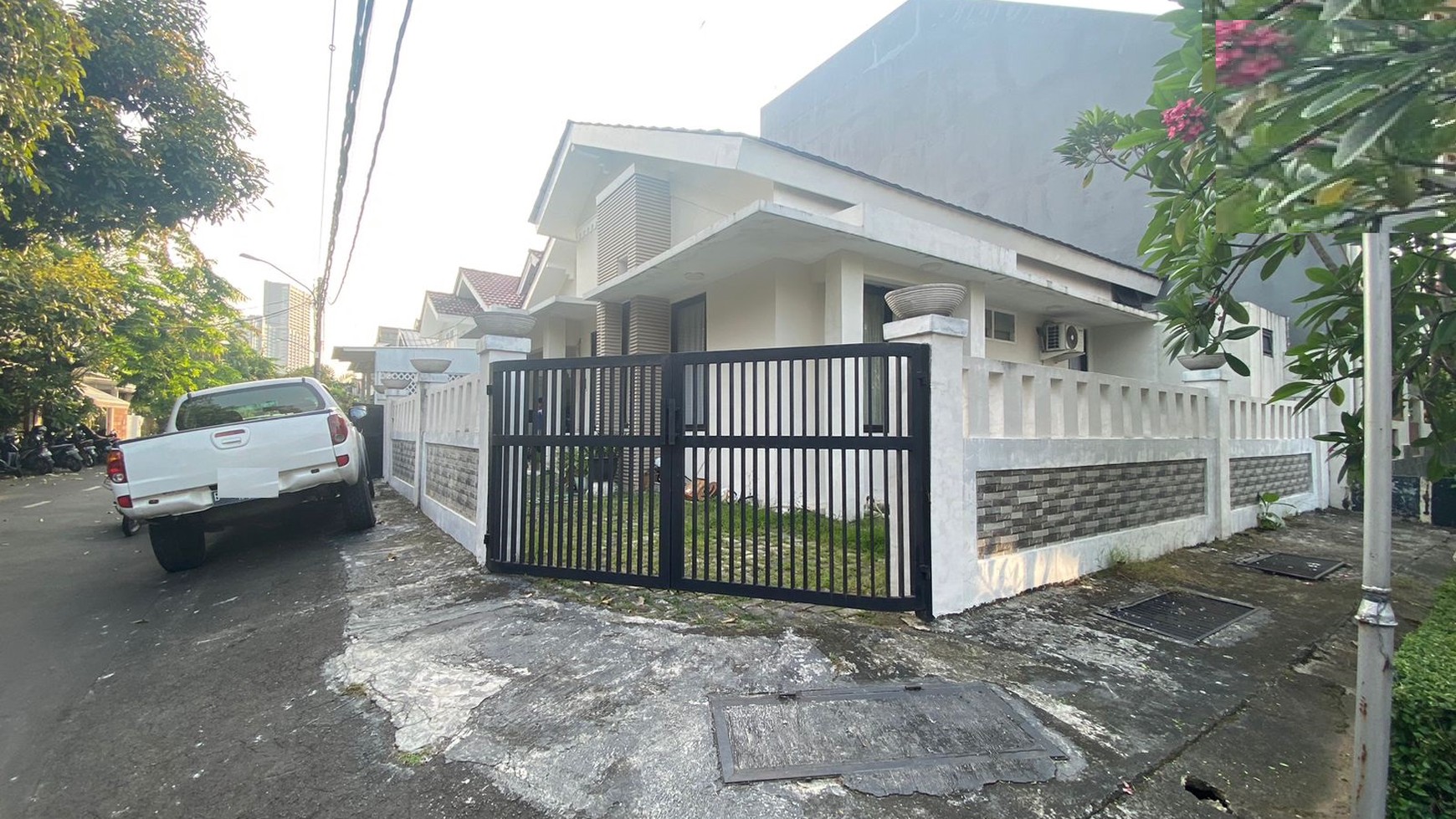 Rumah Bagus, Rapih siap huni di Bintaro Sektor 9