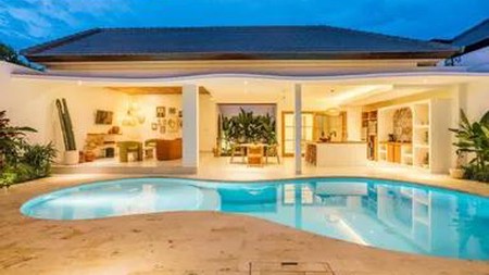 Villa 3 Bedrooms Leasehold In Heart Canggu Bali