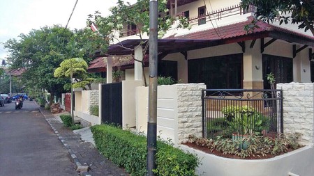 Rumah Hook di Mandar Bintaro Jaya Sektor 3
