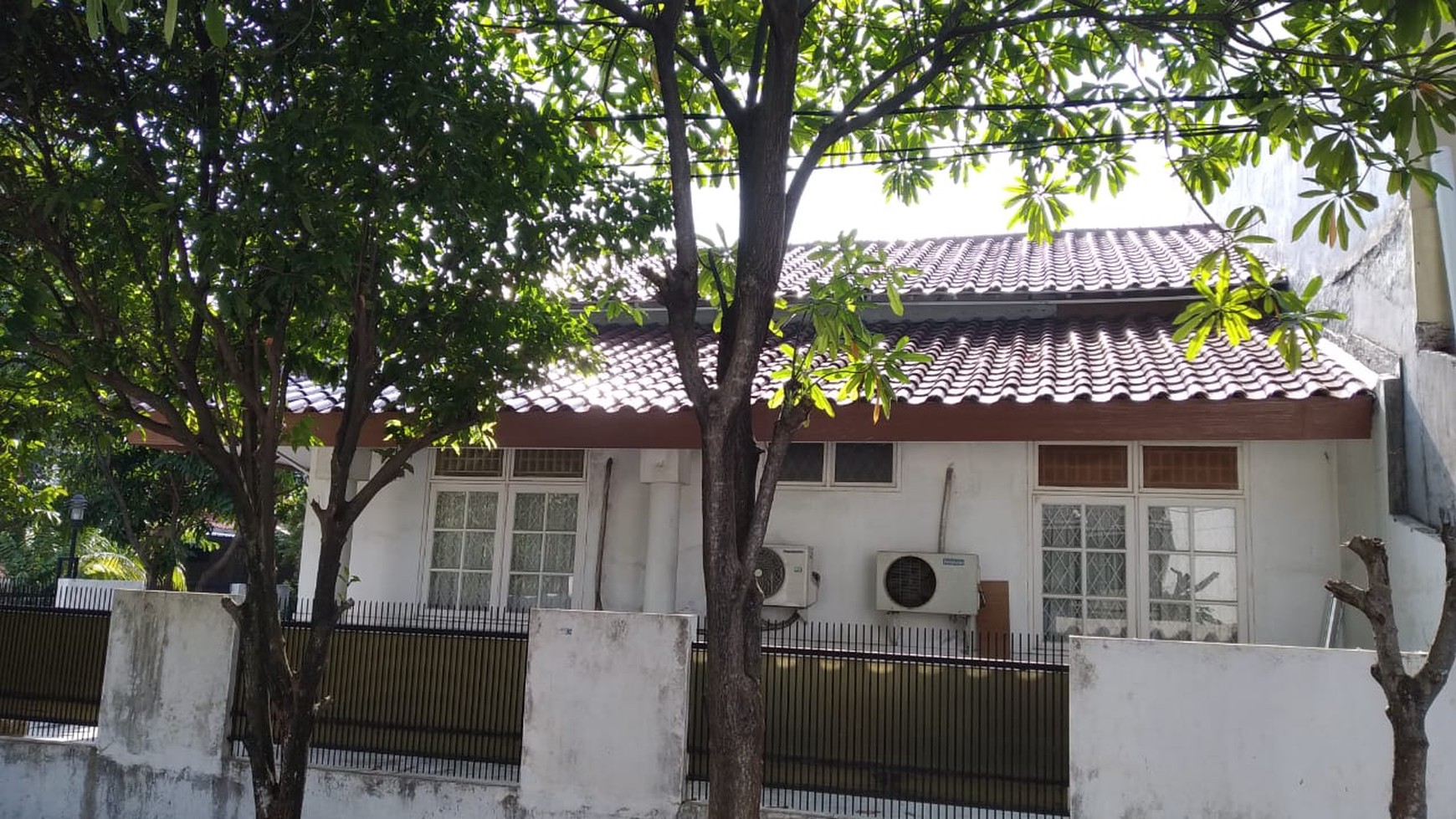 Rumah 1 lantai di Maleo Bintaro Jaya Sektor 9