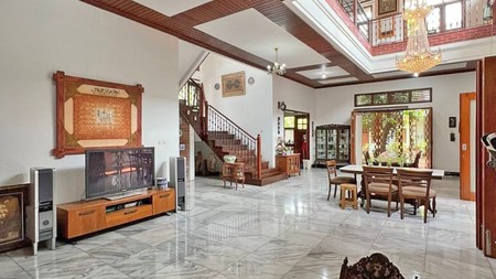 Rumah Mewah dan Luas di Bintaro Jaya Sektor 5