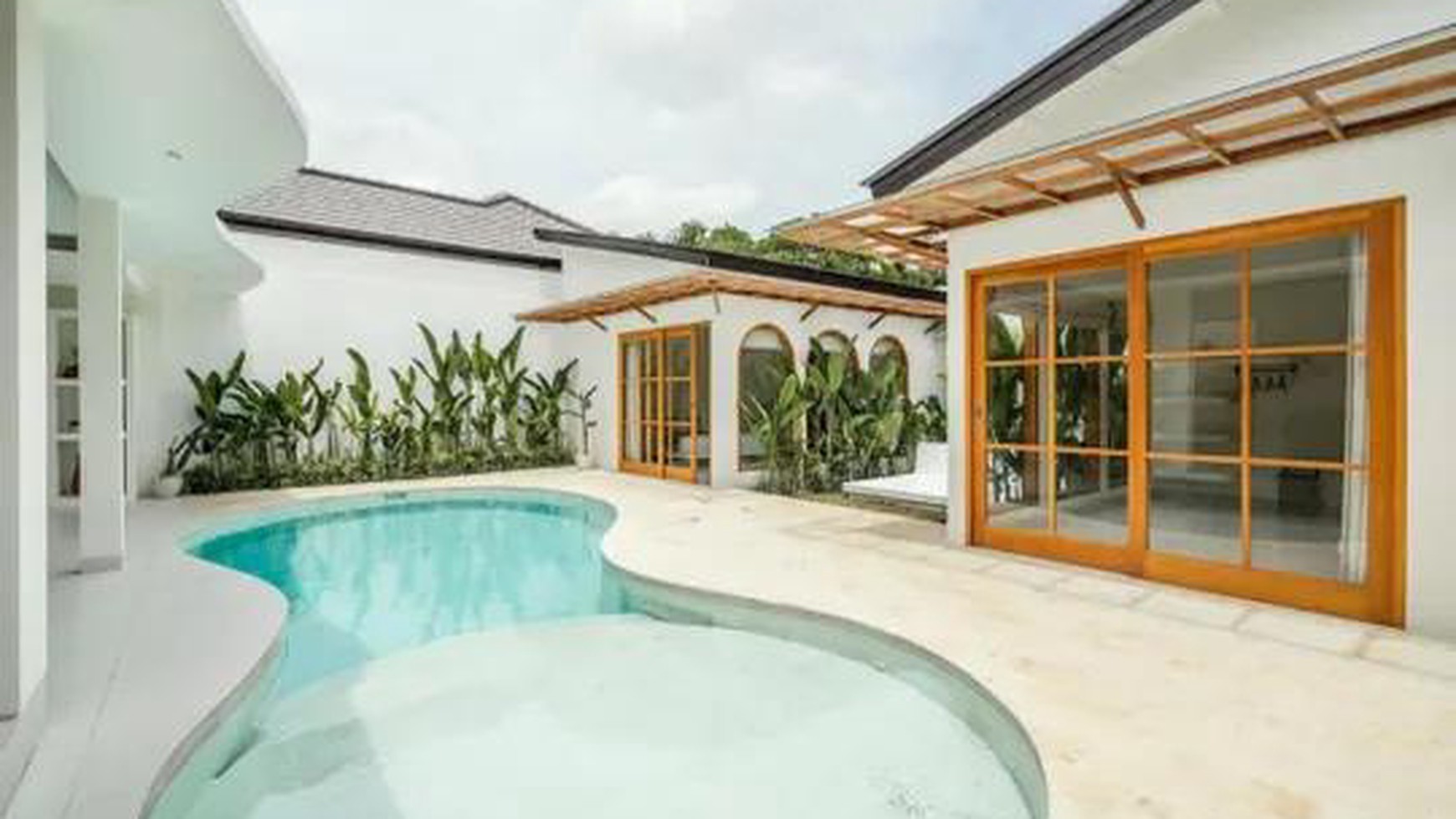 Rumah Hitung Tanah Area Cipete