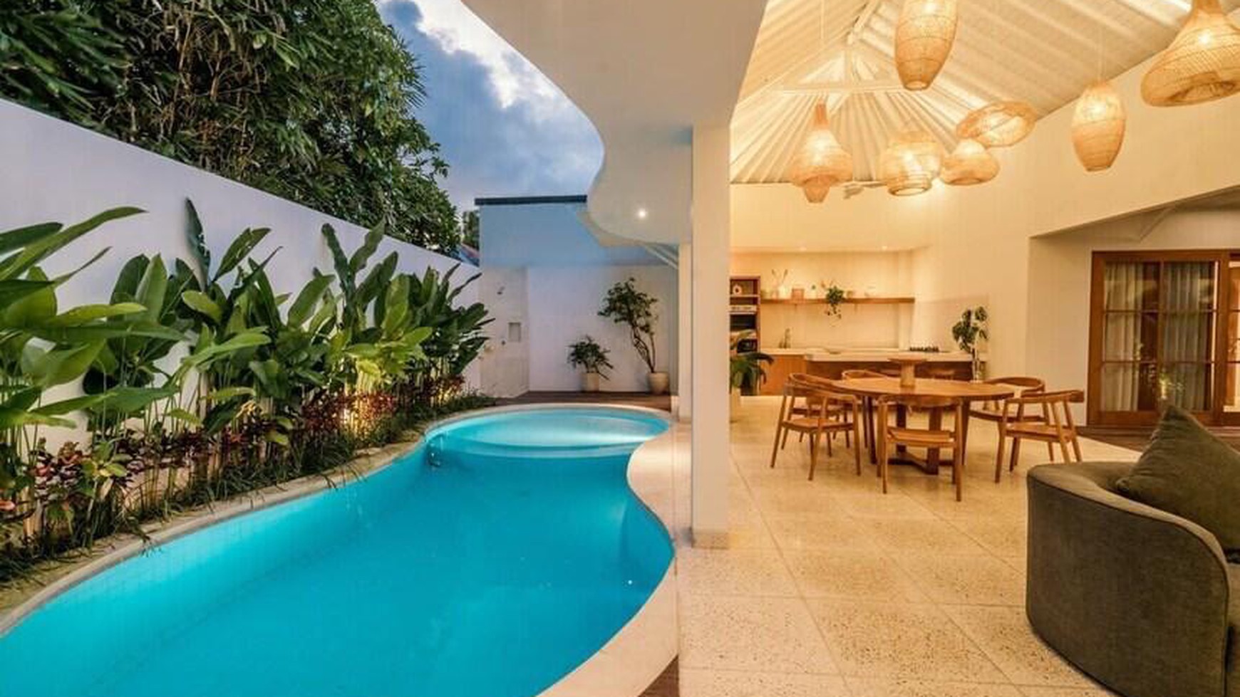 Rumah Hitung Tanah Area Cipete