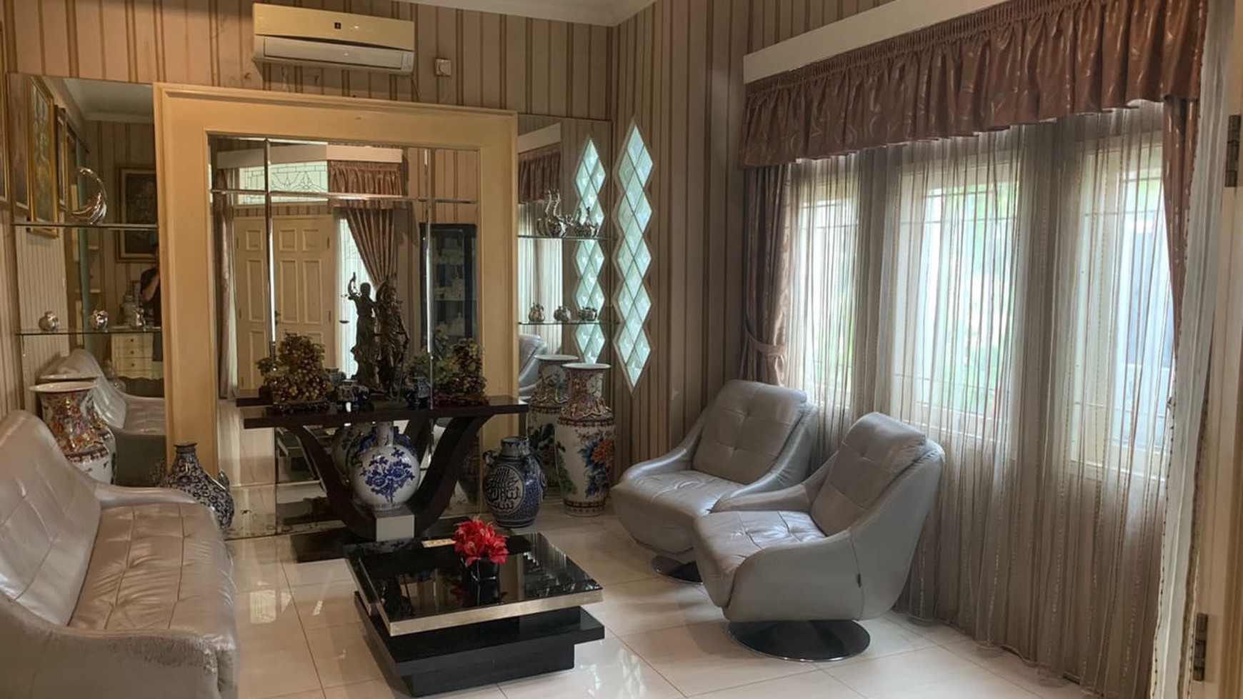 Rumah Hitung Tanah Area Cipete