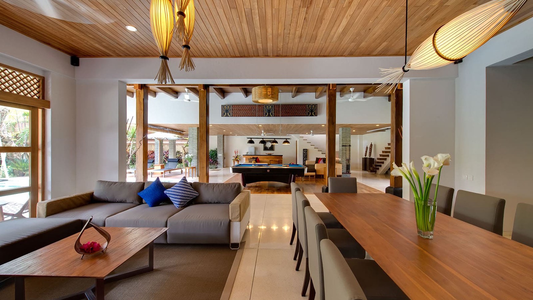 Freehold - Sprawling Luxury Estate with Tropical Gardens and Prime Seminyak Location