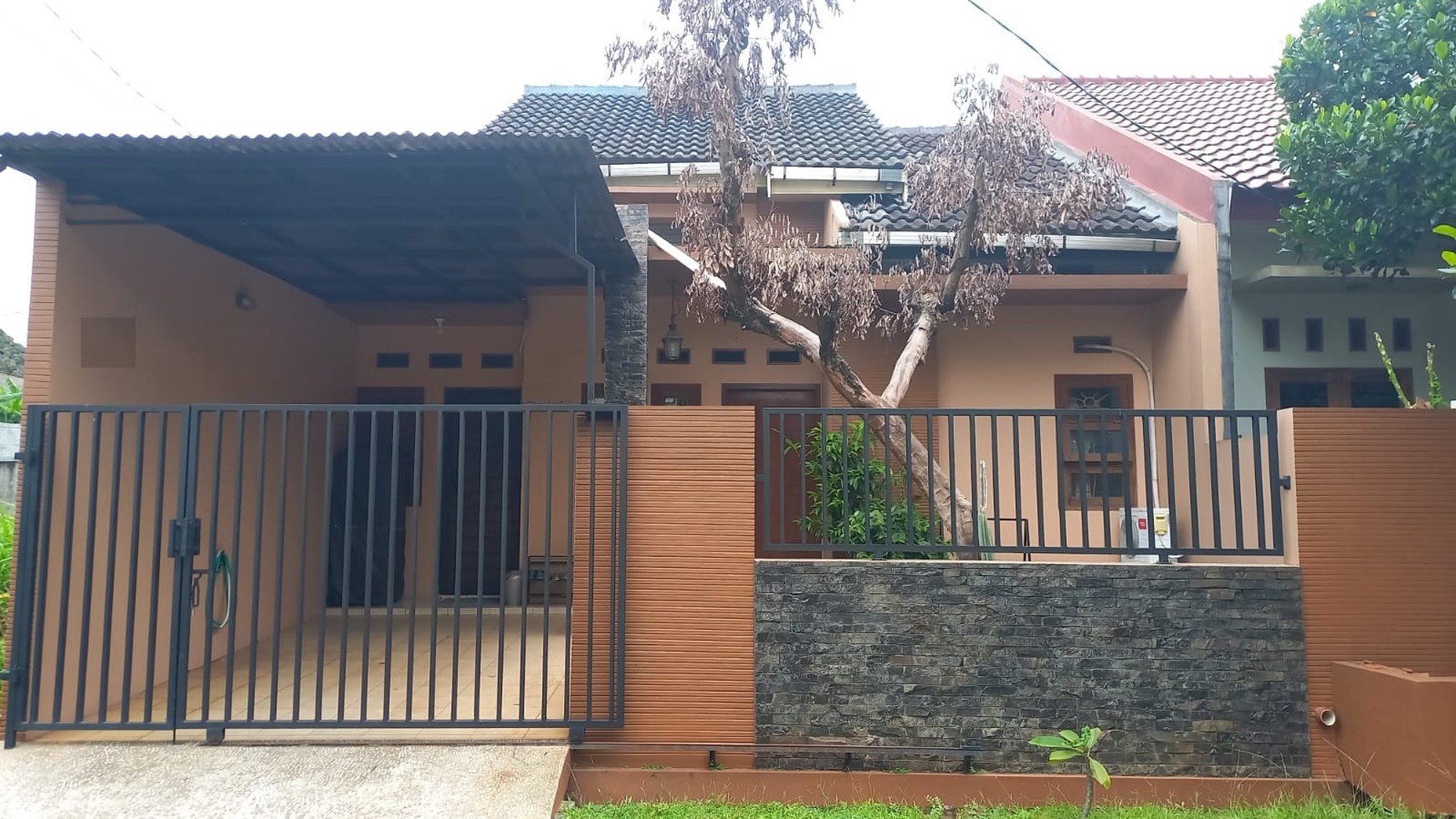 Rumah di Villa Gunung Lestari lokasi dekat dg stts KA Sudimara Bintaro....